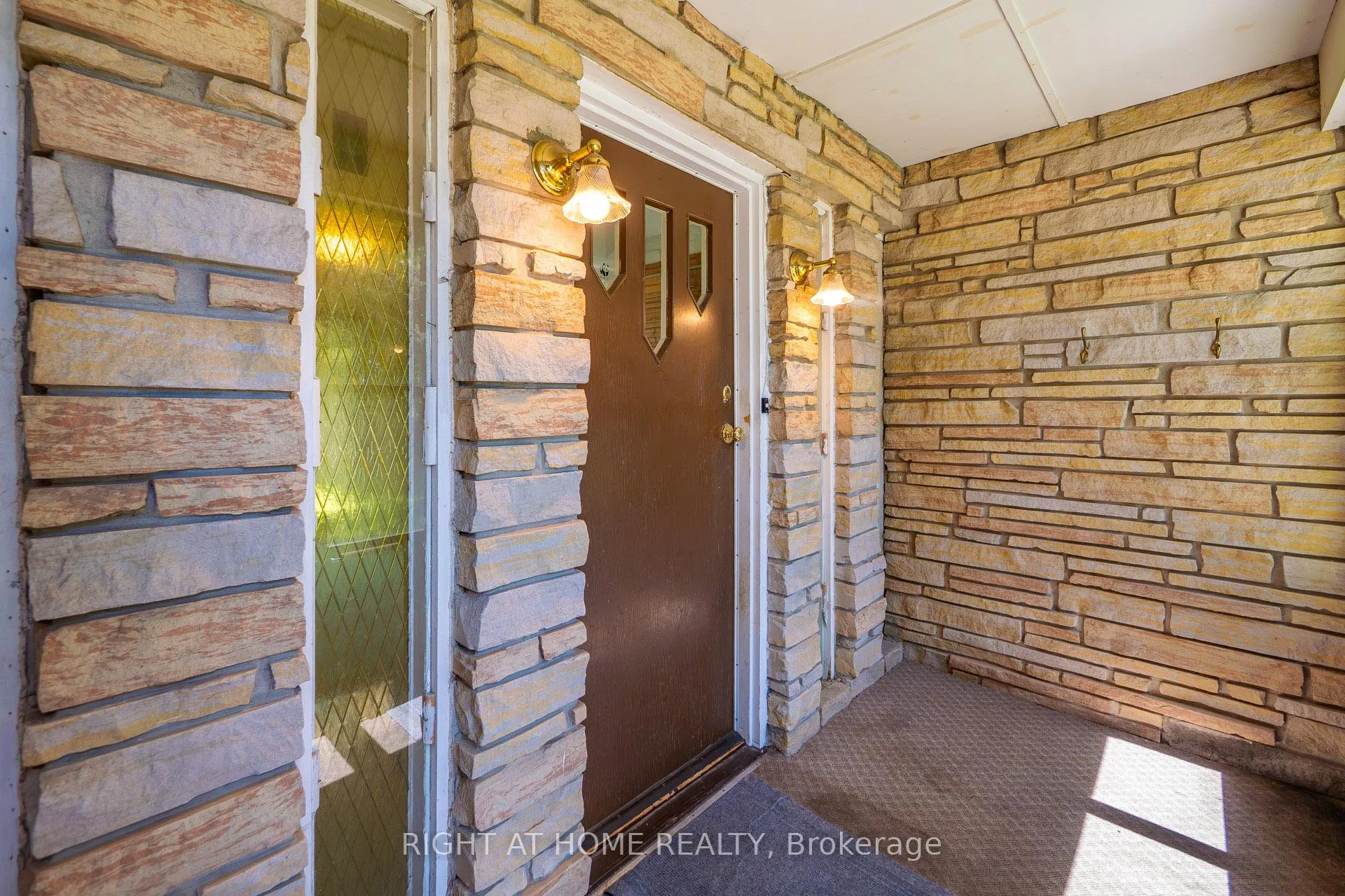 Photo 8 of 12815 Dublin Line, Halton Hills, Rural Halton Hills — HOMEH