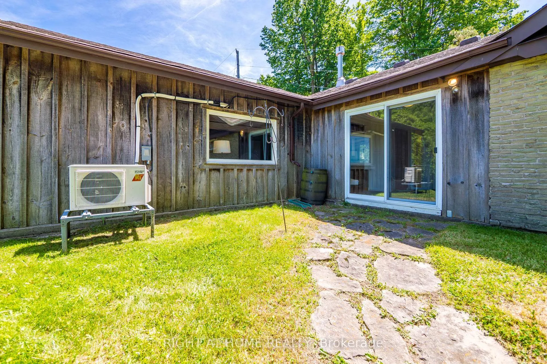 Photo 33 of 12815 Dublin Line, Halton Hills, Rural Halton Hills — HOMEH