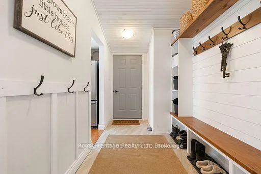 Photo 4 of 29 Thurston Street, Kawartha Lakes, Verulam — HOMEH