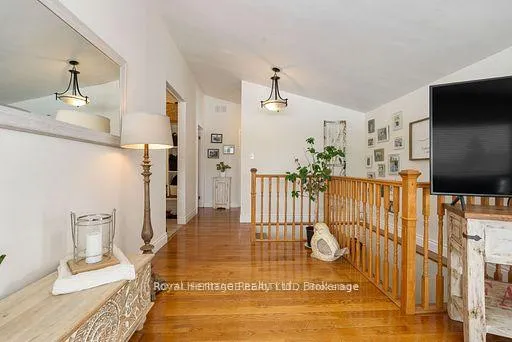 Photo 19 of 29 Thurston Street, Kawartha Lakes, Verulam — HOMEH