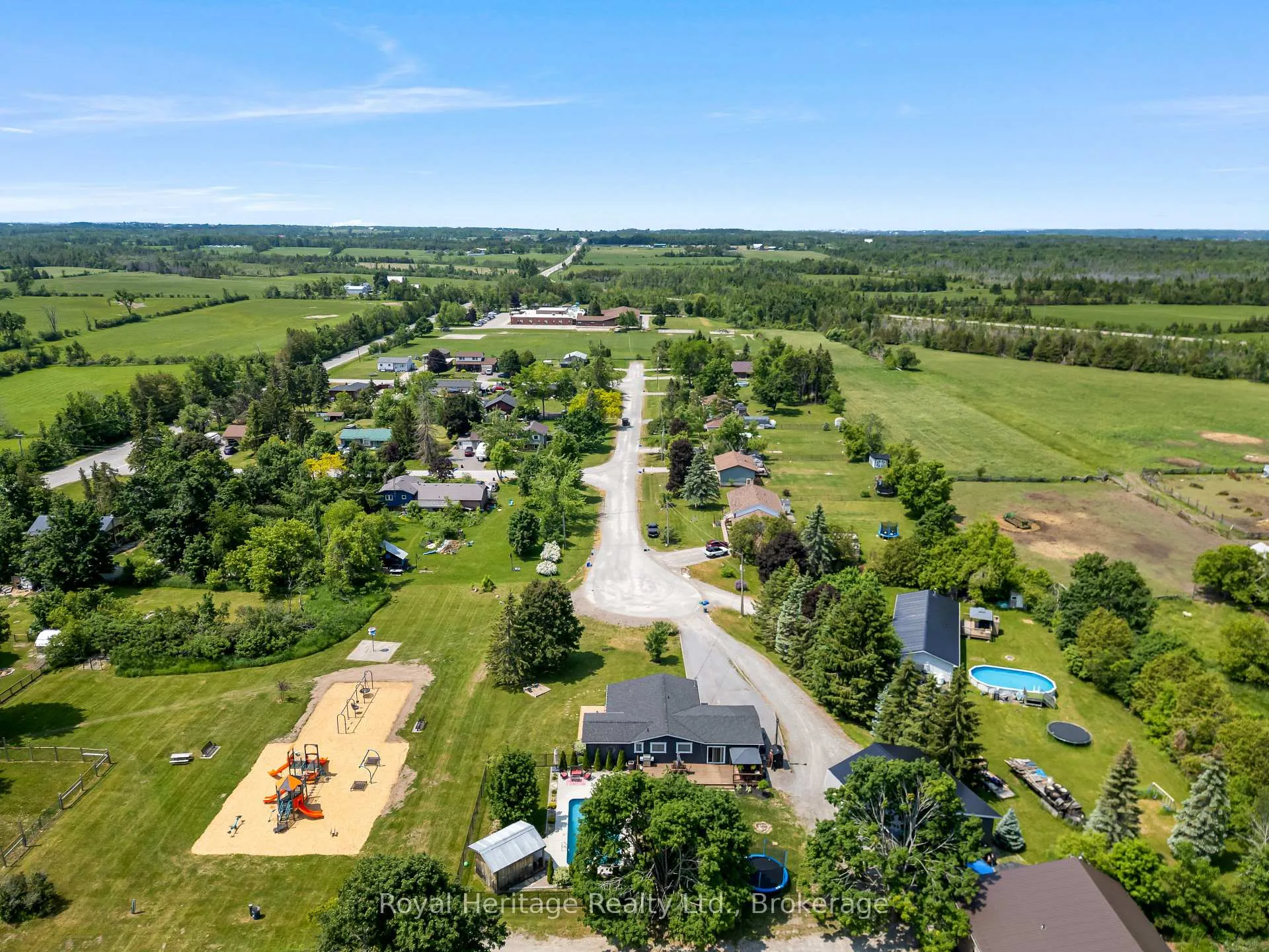 Photo 37 of 29 Thurston Street, Kawartha Lakes, Verulam — HOMEH