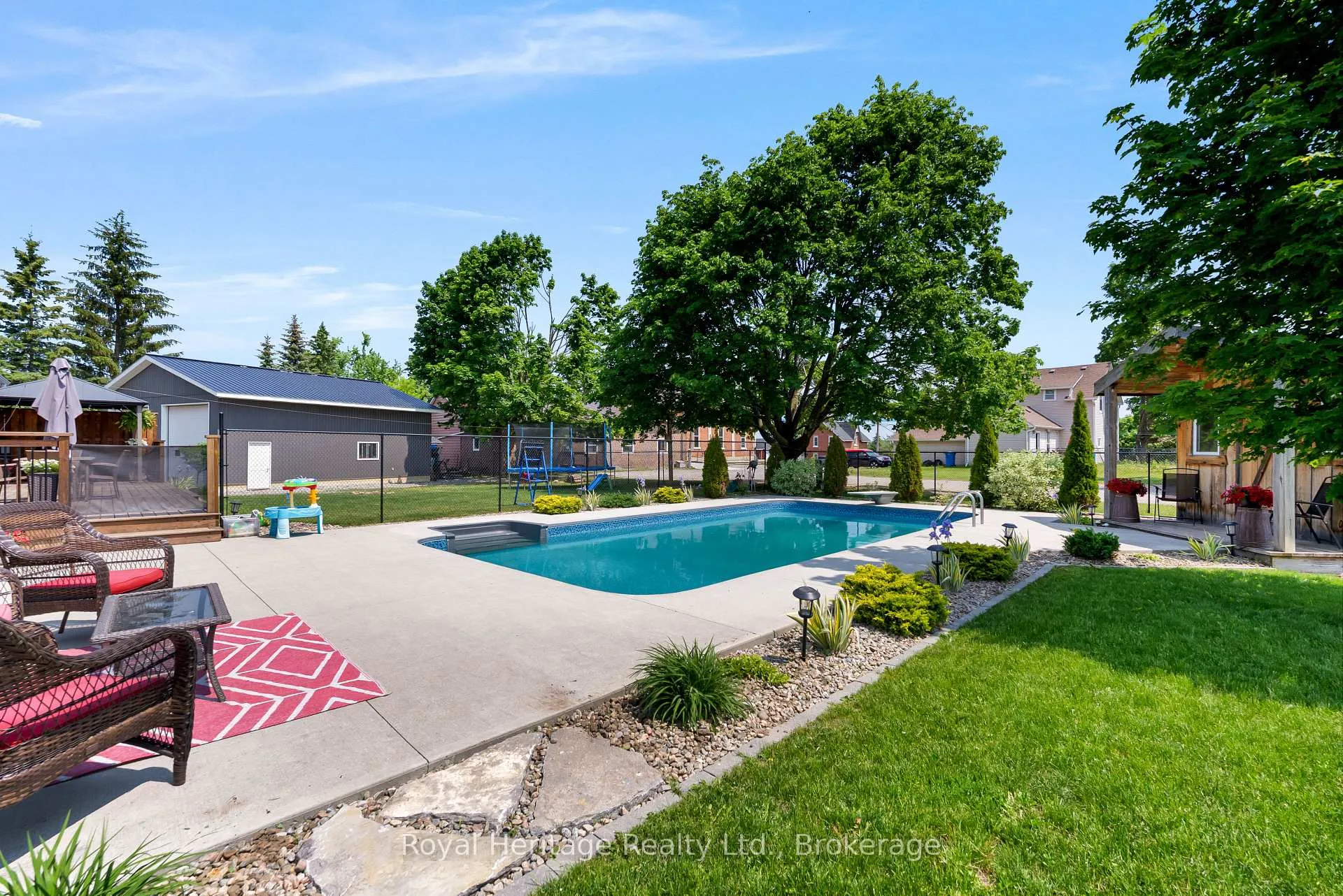 Photo 45 of 29 Thurston Street, Kawartha Lakes, Verulam — HOMEH