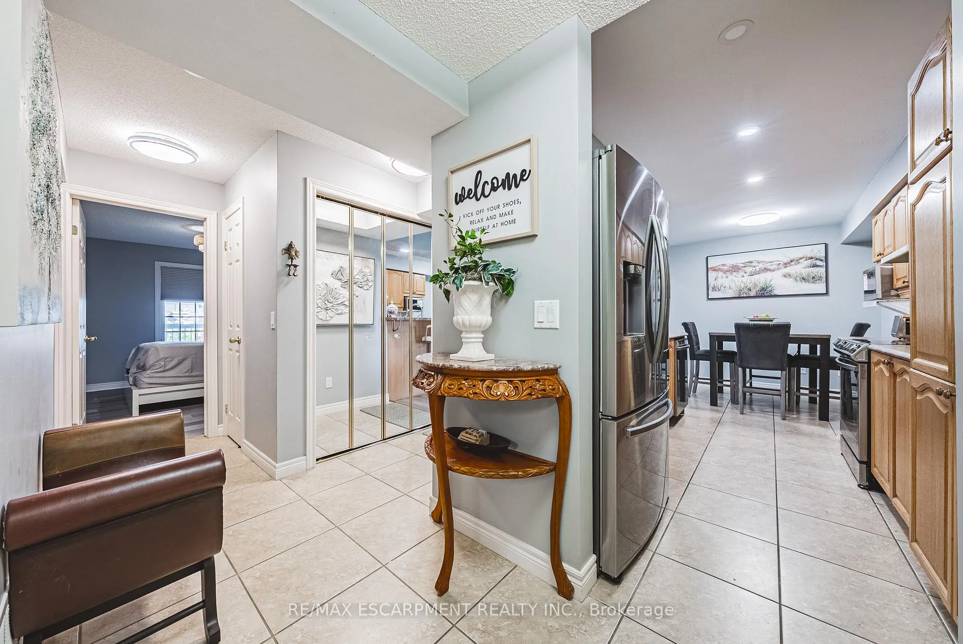 Photo 7 of Unit 308, 990 Golf Links Road, Hamilton, Meadowlands — HOMEH