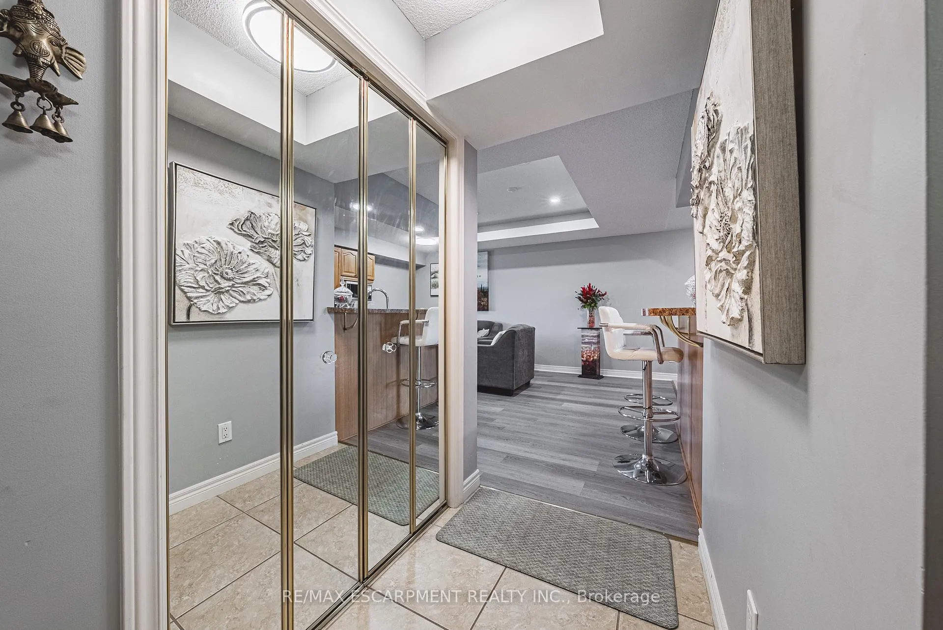 Photo 8 of Unit 308, 990 Golf Links Road, Hamilton, Meadowlands — HOMEH