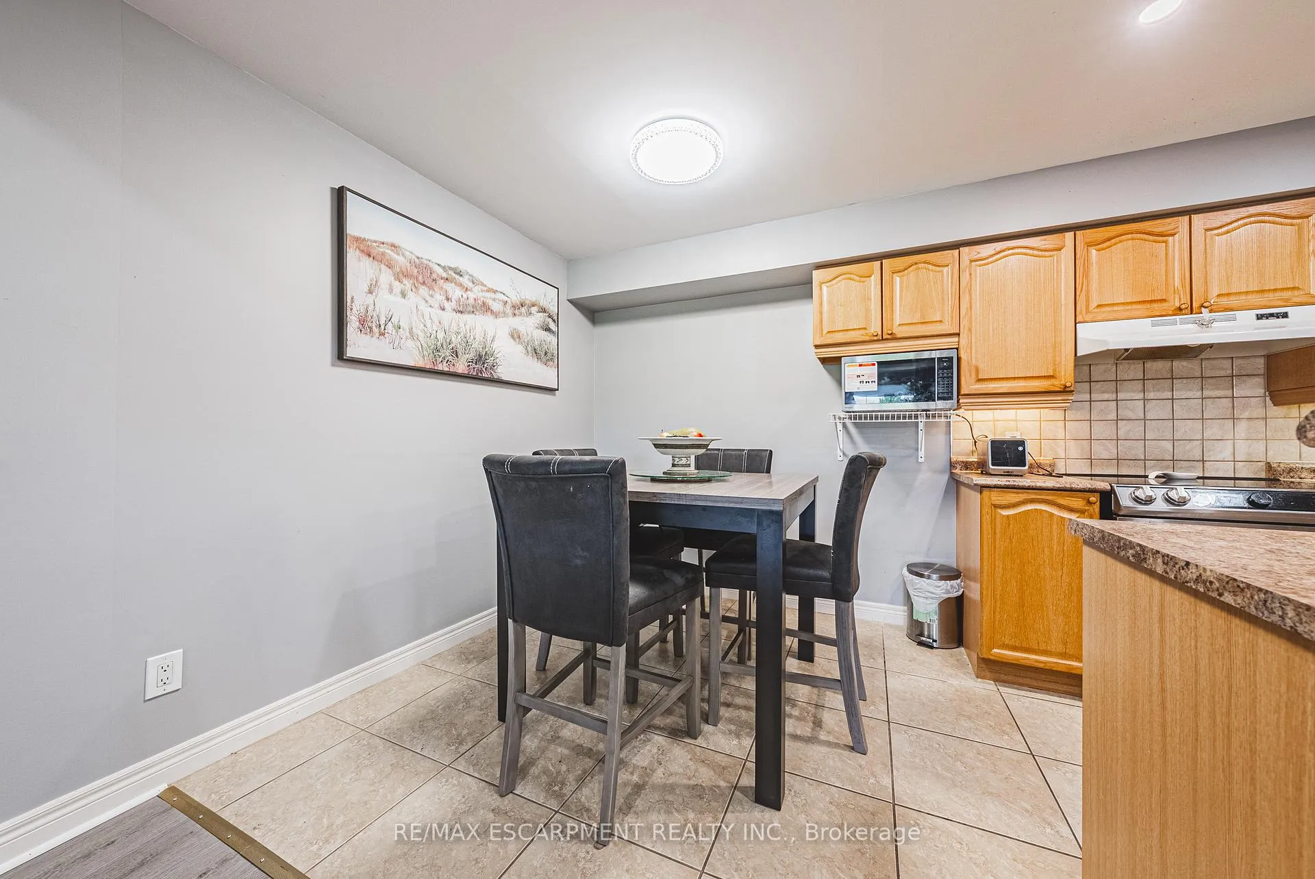 Photo 14 of Unit 308, 990 Golf Links Road, Hamilton, Meadowlands — HOMEH