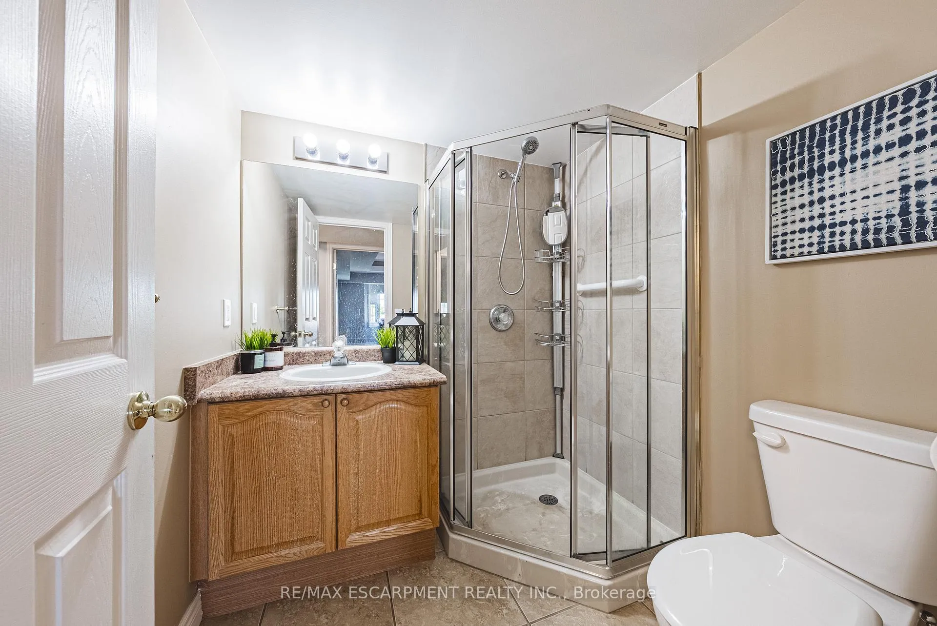 Photo 21 of Unit 308, 990 Golf Links Road, Hamilton, Meadowlands — HOMEH