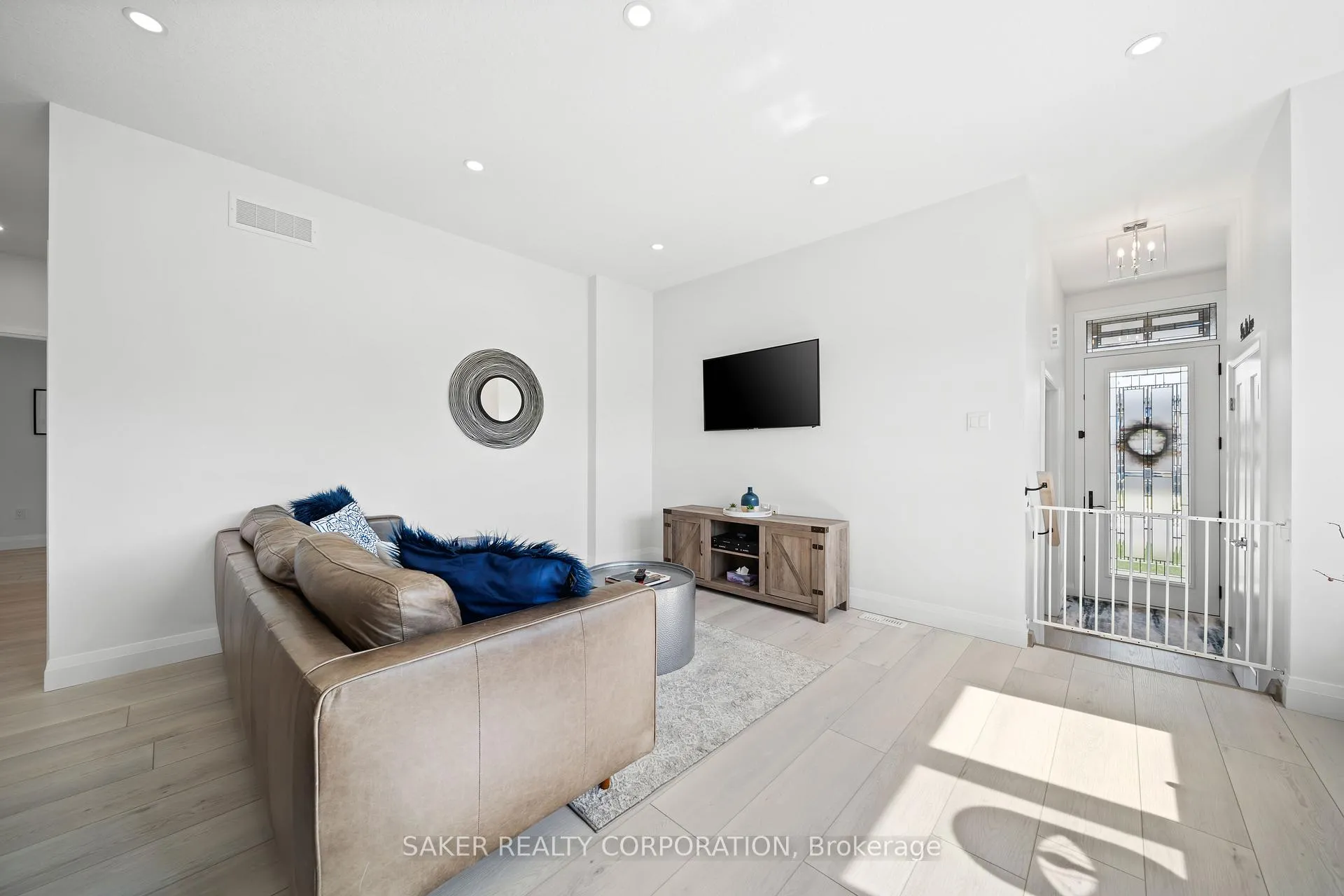 Photo 13 of 2980 Doyle Drive, London, South U — HOMEH