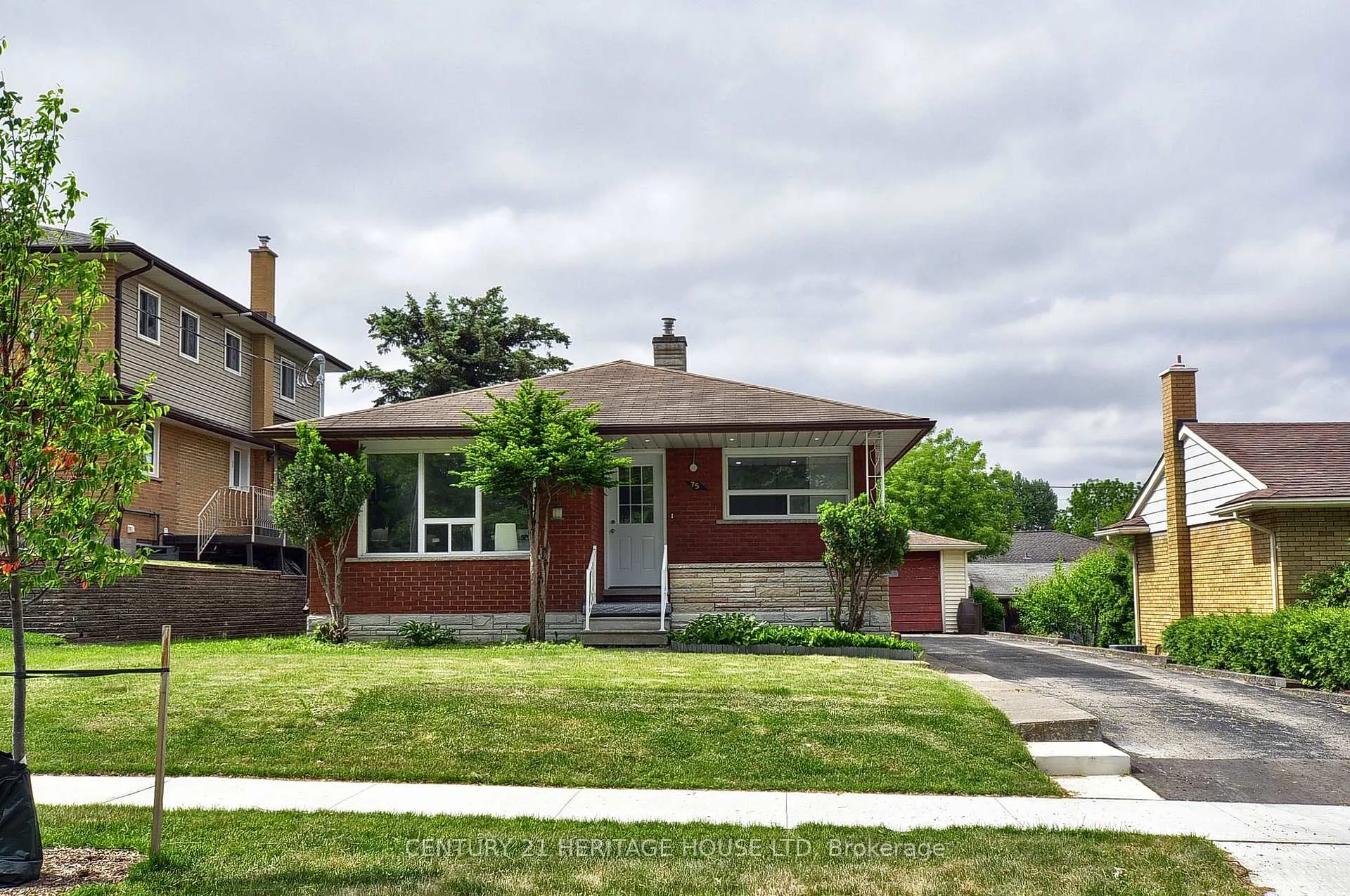 Photo 1 of 75 Olympic Drive, Kitchener — HOMEH