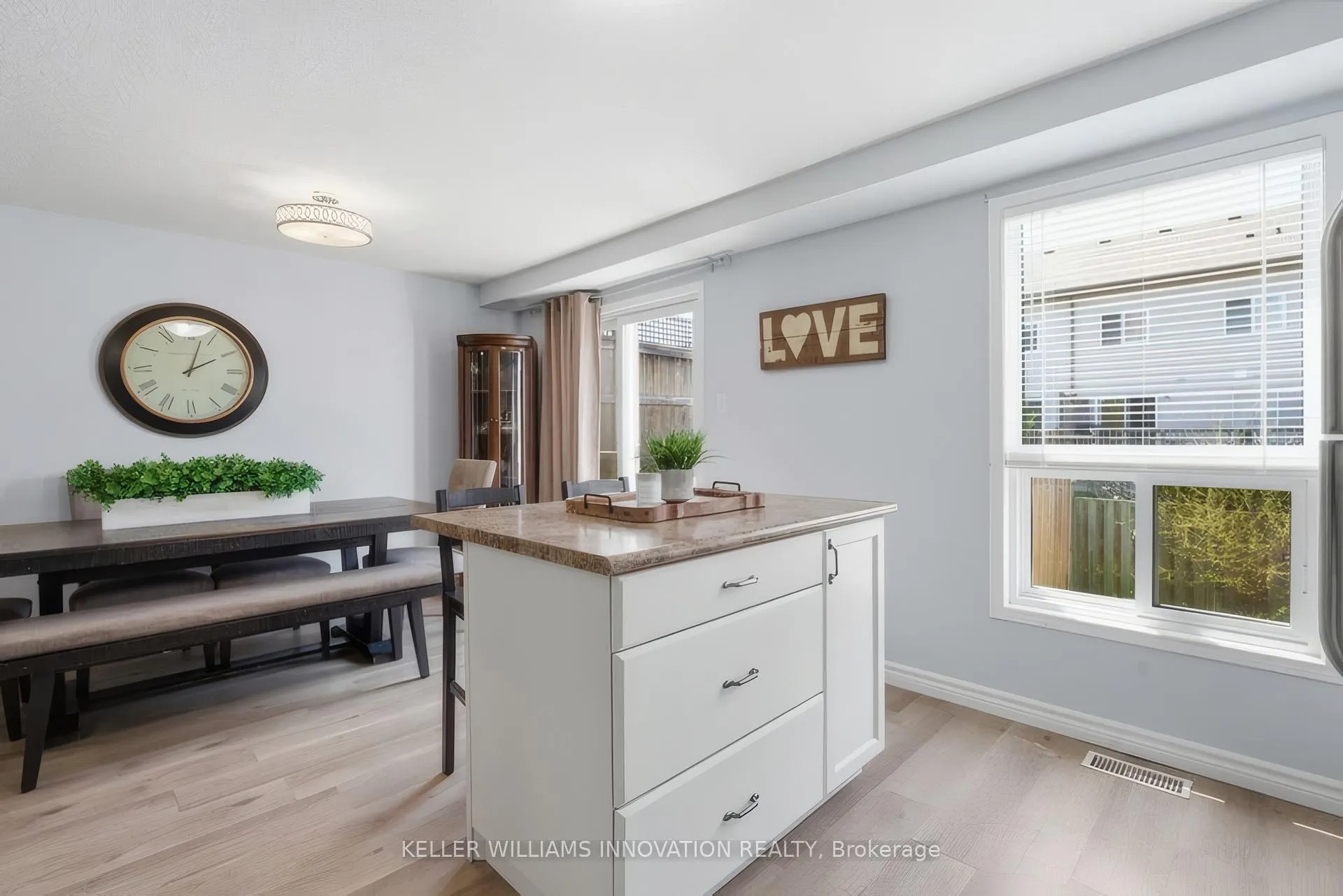 Photo 9 of 27 Madeleine Street, Kitchener — HOMEH