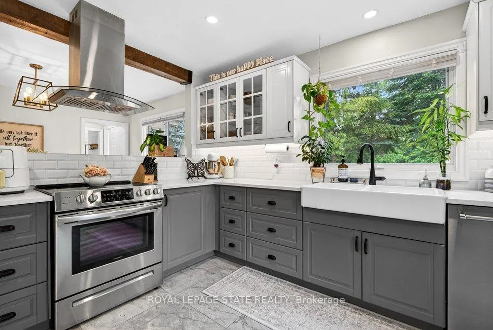 Photo 9 of 52 Orchard Drive, Hamilton, Ancaster — HOMEH