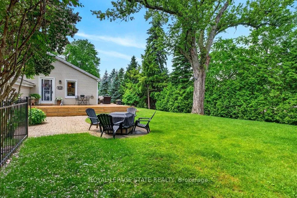 Photo 34 of 52 Orchard Drive, Hamilton, Ancaster — HOMEH
