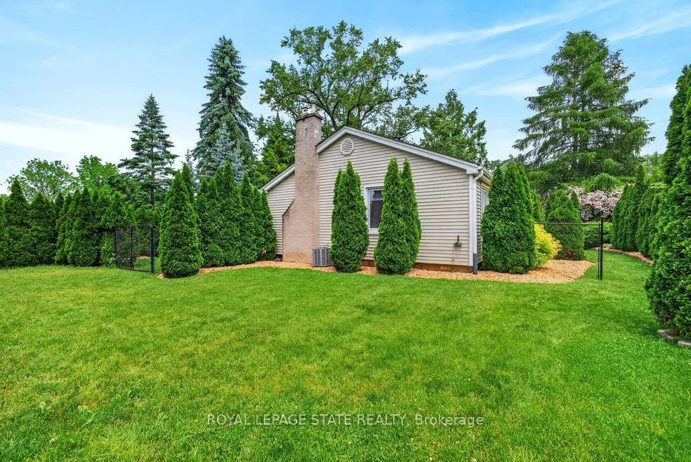 Photo 39 of 52 Orchard Drive, Hamilton, Ancaster — HOMEH