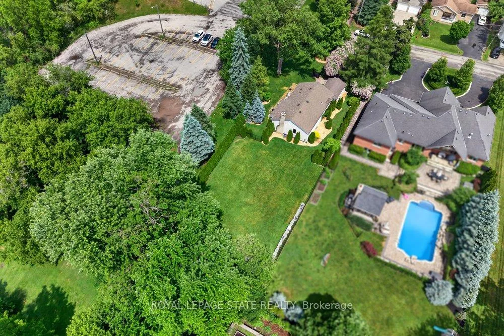 Photo 47 of 52 Orchard Drive, Hamilton, Ancaster — HOMEH