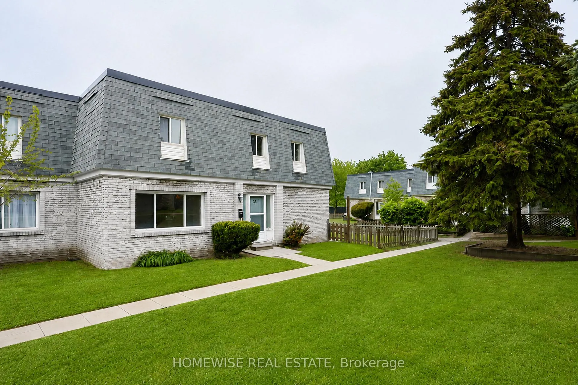 Front of Unit 33, 1350 Winding Trail