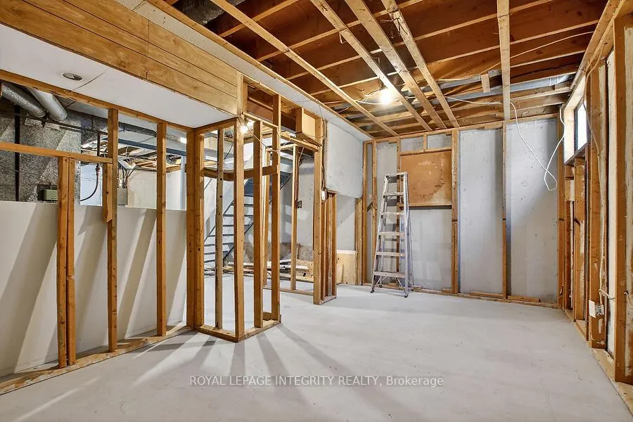 Photo 26 of 427 Moodie Drive, Ottawa, Bells Corners — HOMEH