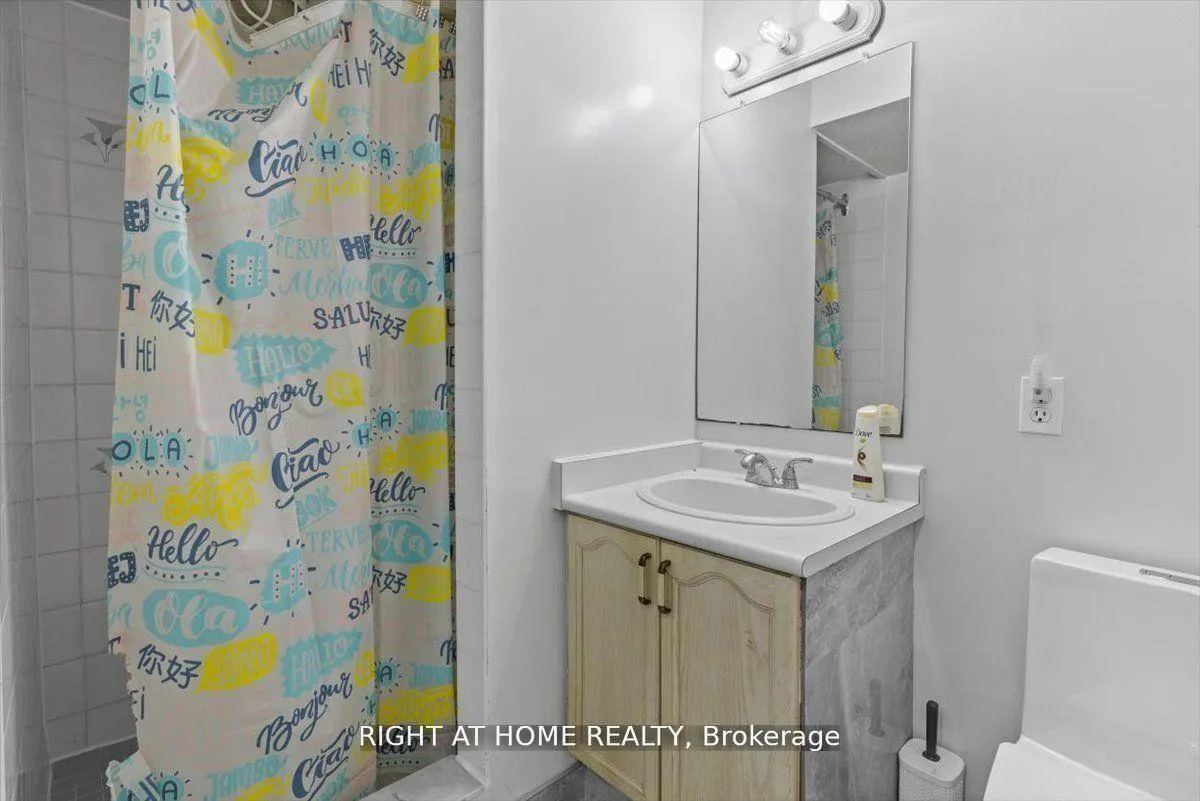Photo 19 of 275 Tagge Crescent, Kitchener, Bridgeport — HOMEH