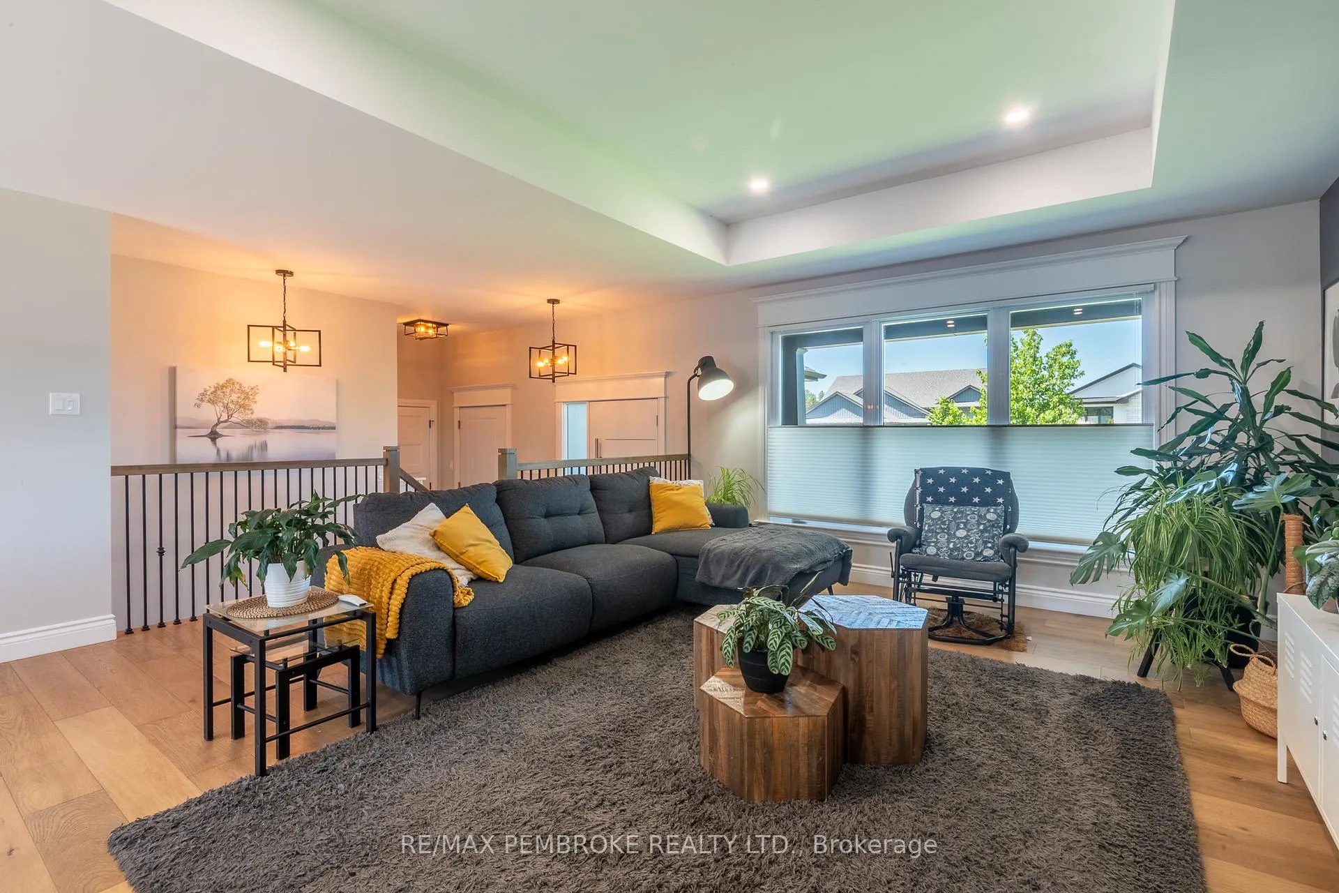 Photo 19 of 15 Drew Street, Petawawa — HOMEH