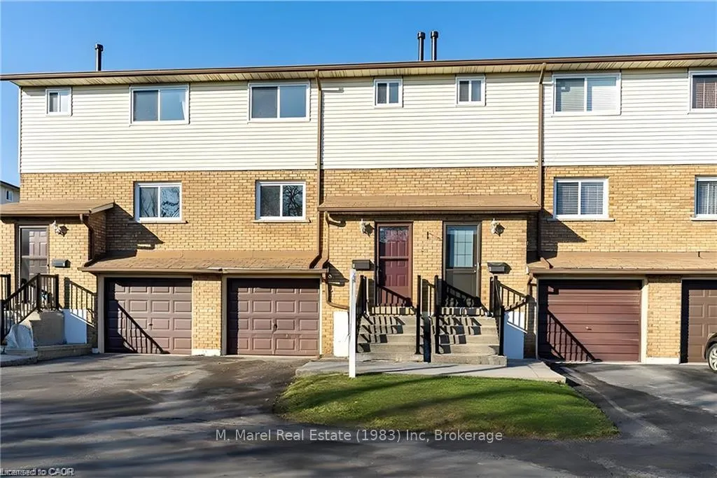 Photo 1 of Unit C, 160 Lavina Crescent, Hamilton, Mountview — HOMEH