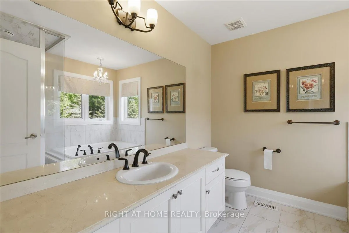 Photo 32 of 31 Christy Drive, Wasaga Beach — HOMEH