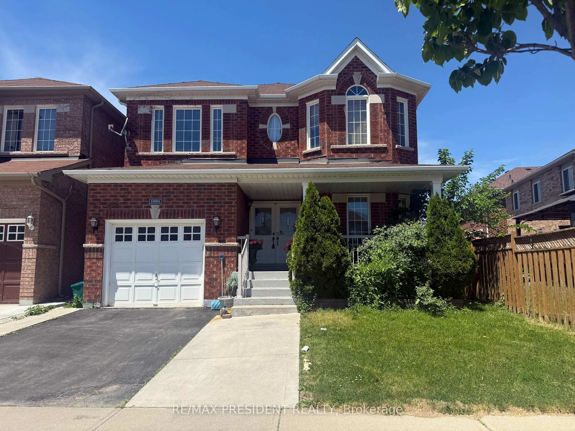 Photo 1 of 1091 Mccuaig Drive, Milton, Clarke — HOMEH