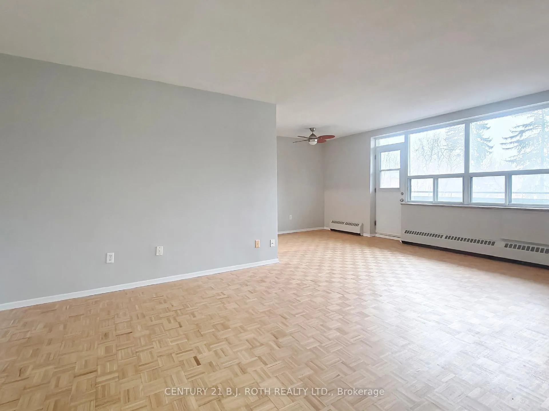 Photo 1 of Unit 301, 37 Peel Street, Barrie, City Centre — HOMEH
