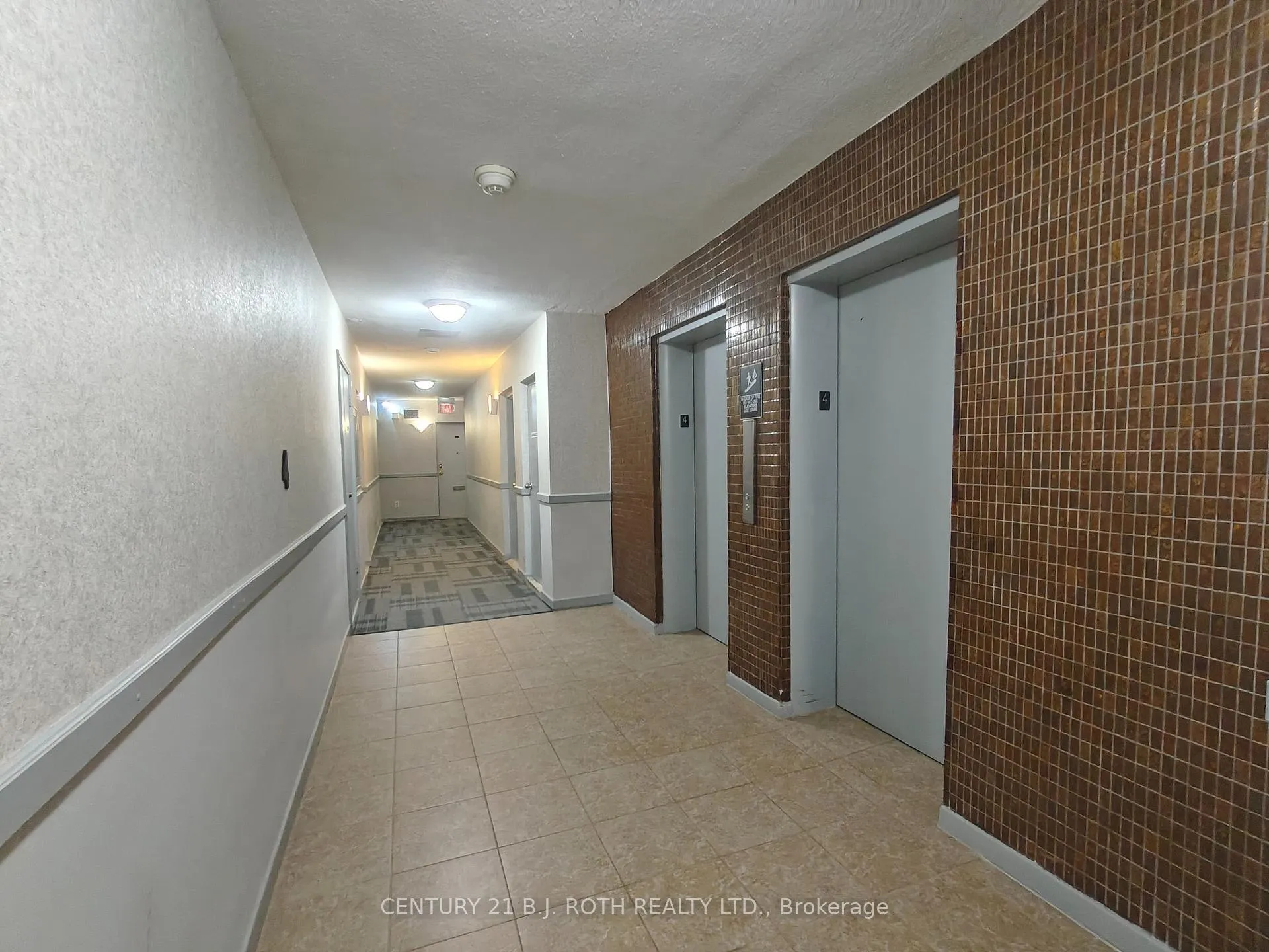 Photo 11 of Unit 301, 37 Peel Street, Barrie, City Centre — HOMEH