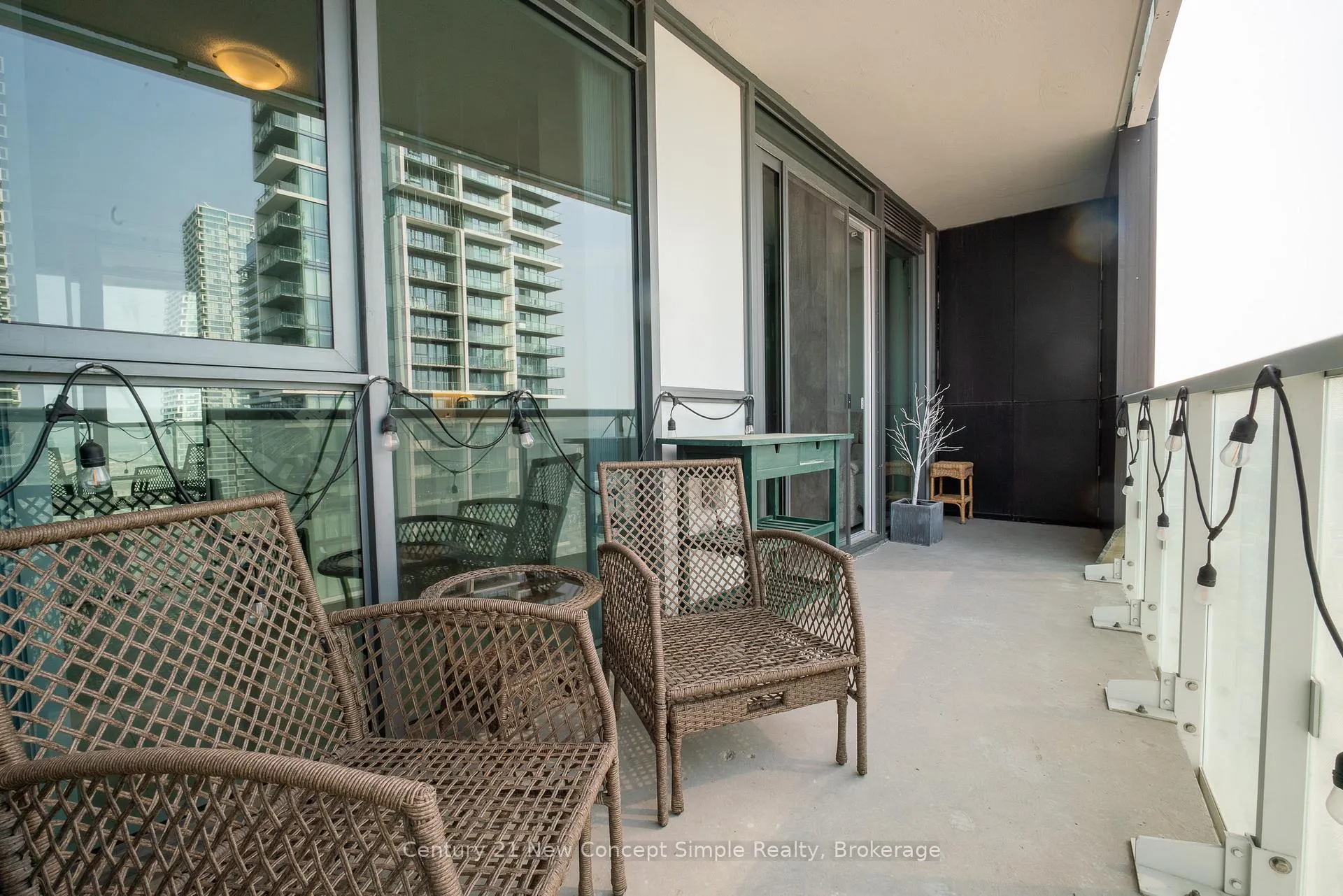 Photo 13 of Unit 2412, 7895 Jane Street, Vaughan, Concord — HOMEH