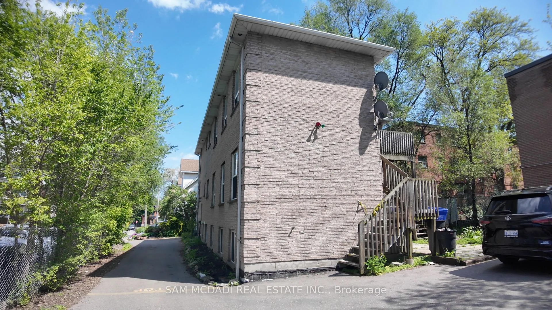 Photo 2 of 90 Tisdale Street S, Hamilton, Stinson — HOMEH