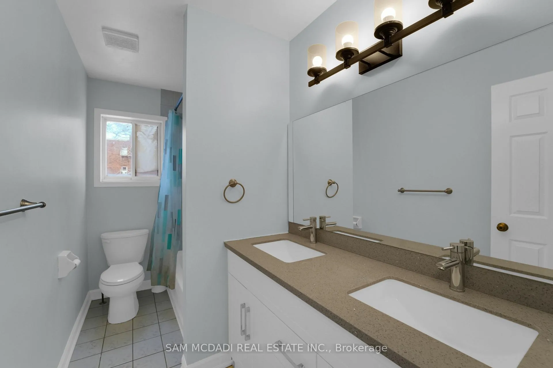 Photo 11 of 90 Tisdale Street S, Hamilton, Stinson — HOMEH