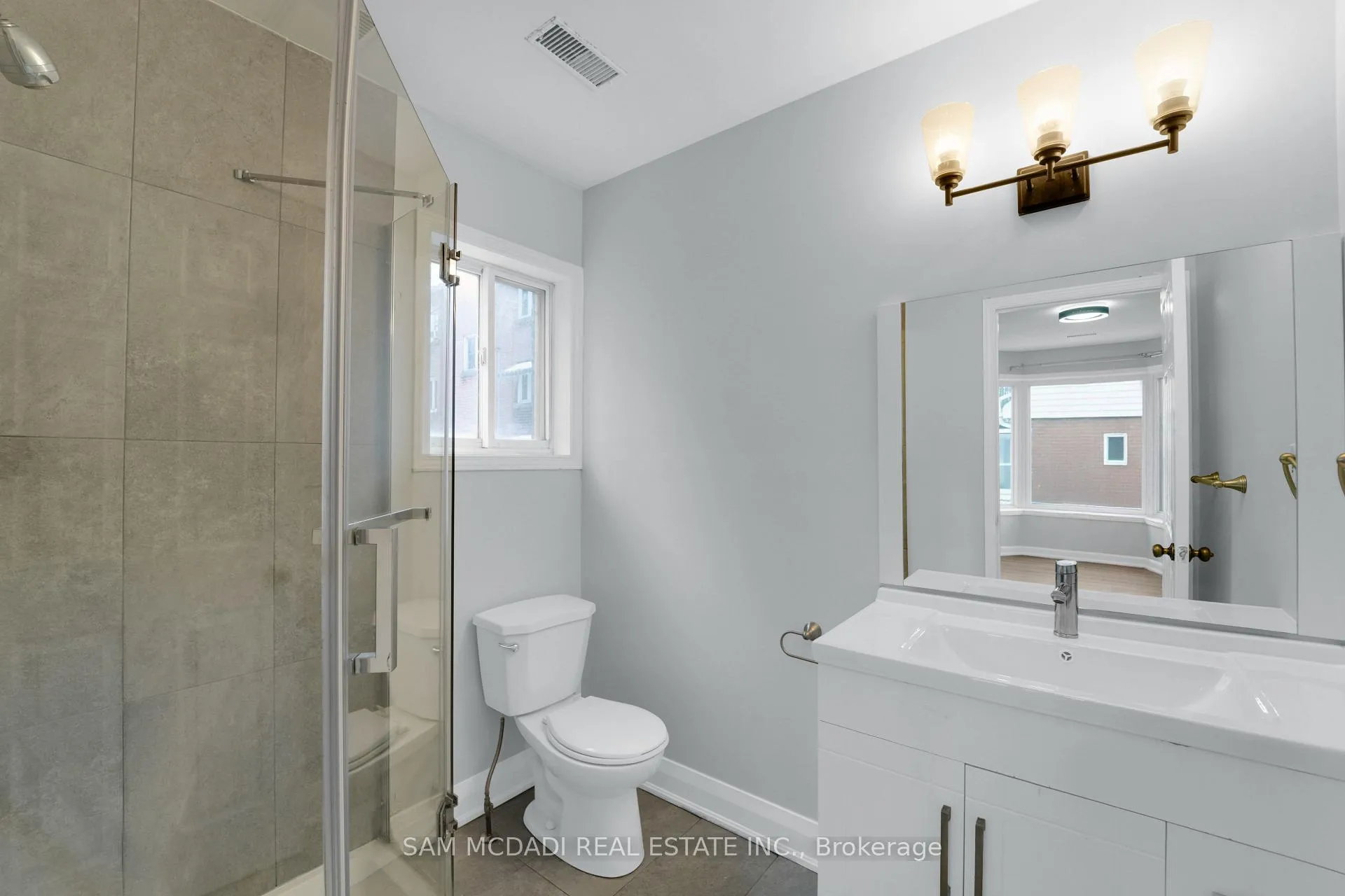 Photo 14 of 90 Tisdale Street S, Hamilton, Stinson — HOMEH