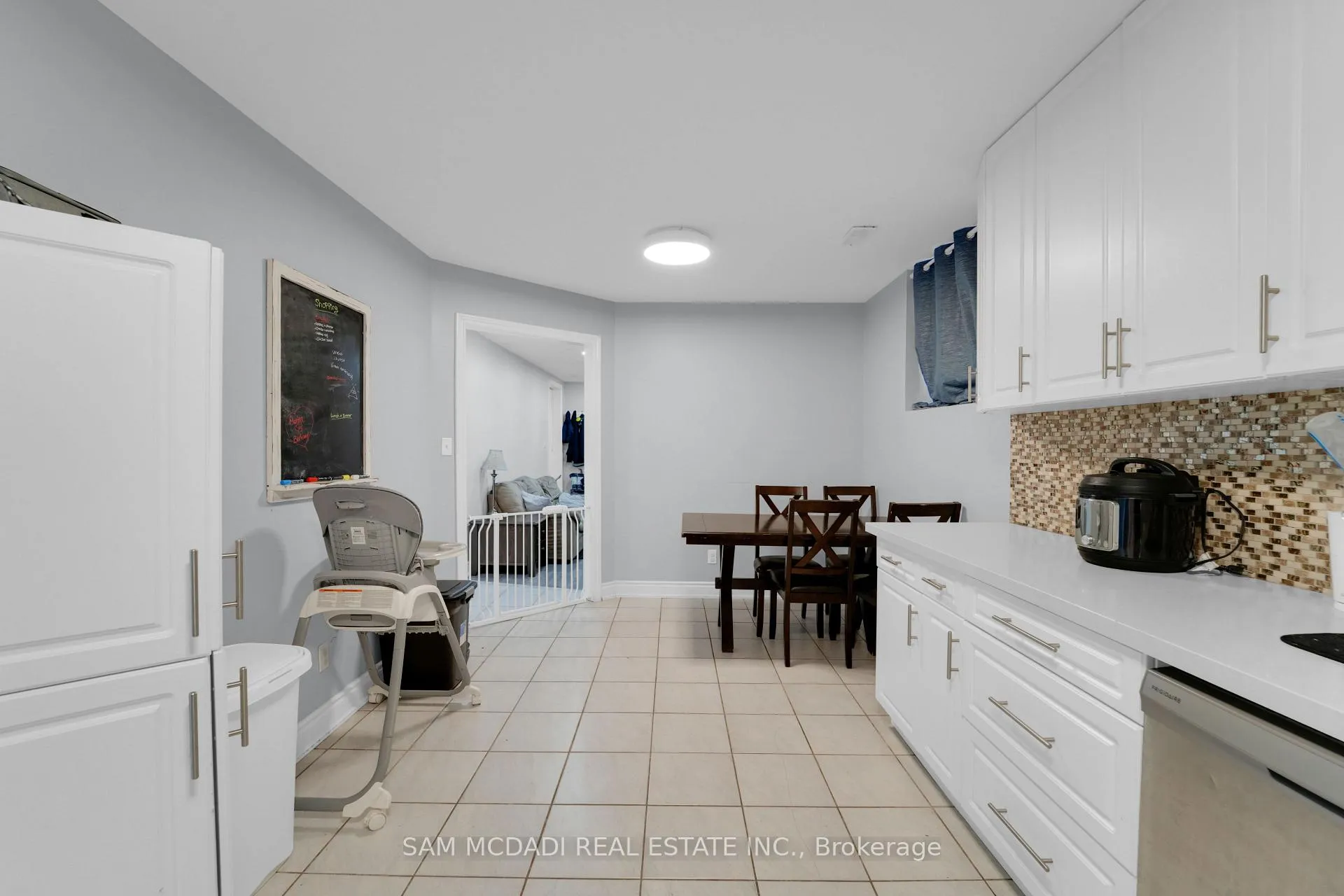 Photo 32 of 90 Tisdale Street S, Hamilton, Stinson — HOMEH