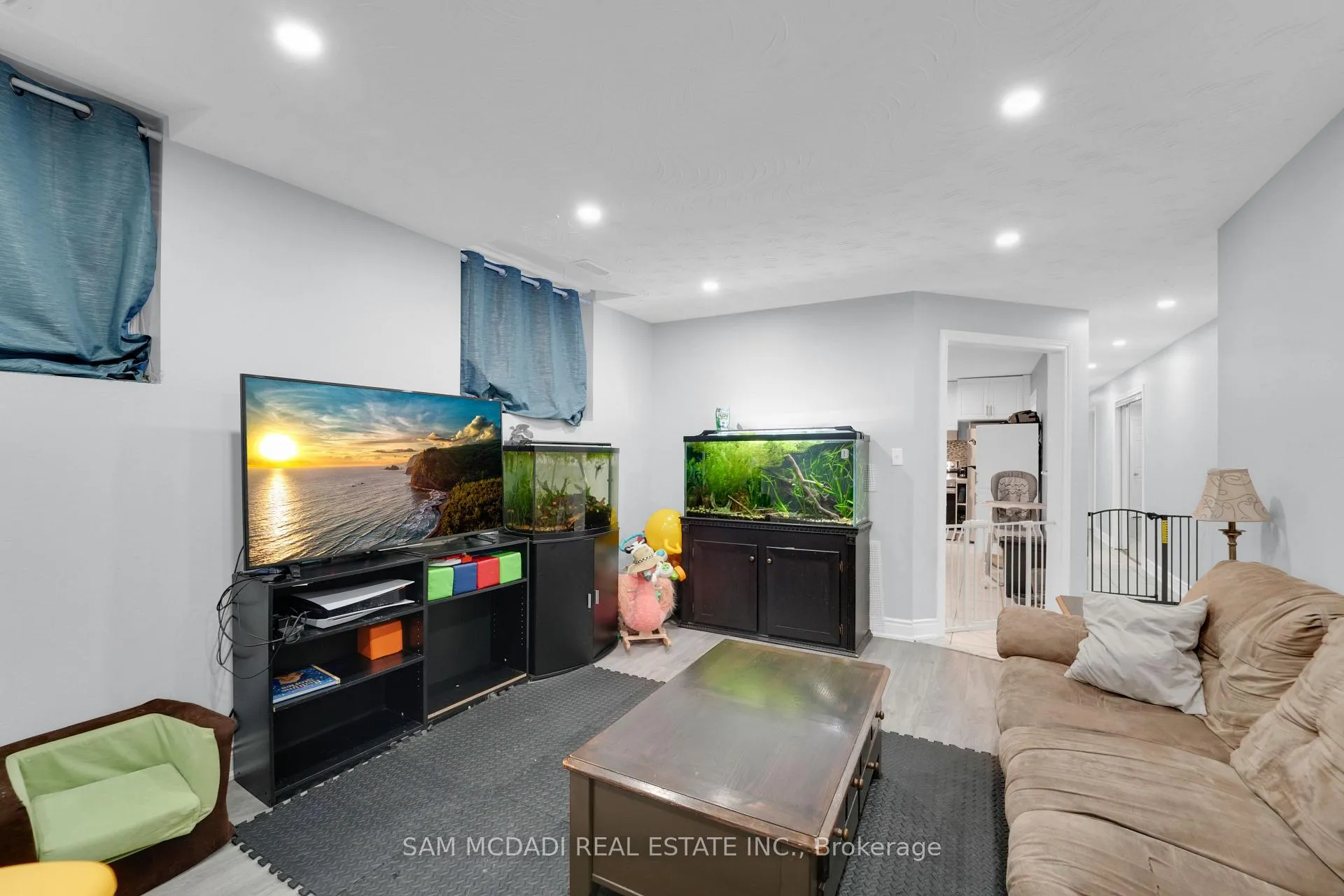 Photo 36 of 90 Tisdale Street S, Hamilton, Stinson — HOMEH