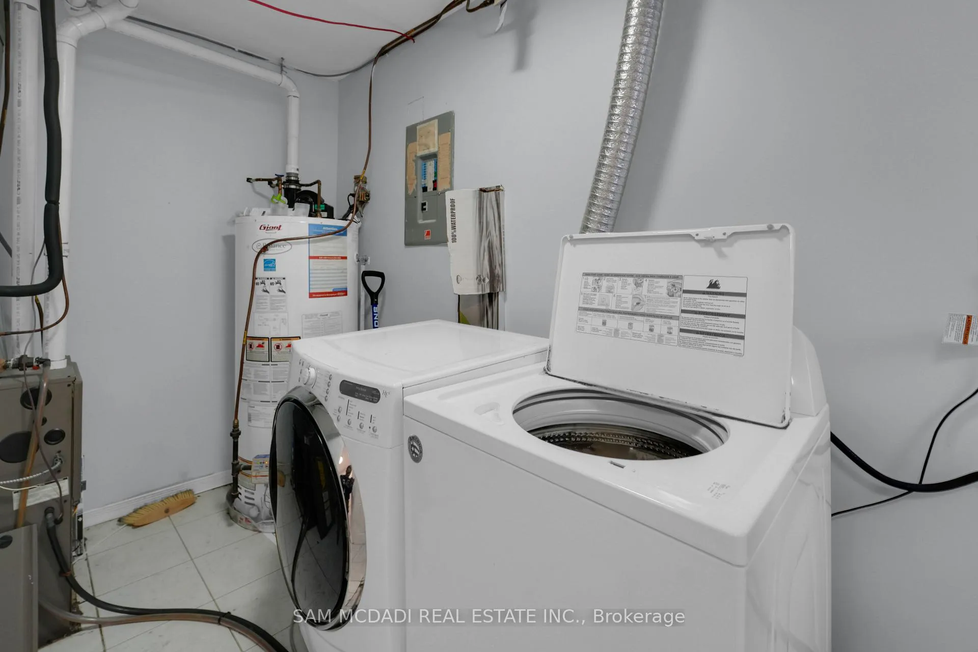 Photo 38 of 90 Tisdale Street S, Hamilton, Stinson — HOMEH