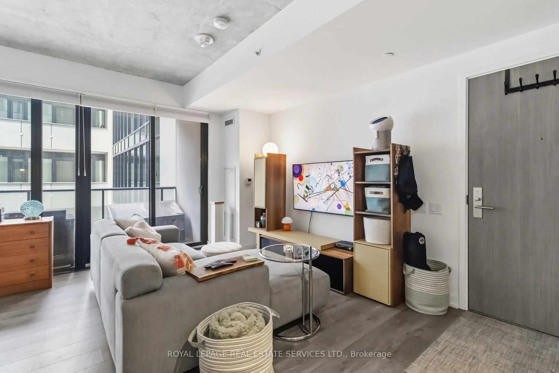 Photo 10 of Unit 534, 161 Roehampton Avenue, Toronto, Mount Pleasant West — HOMEH