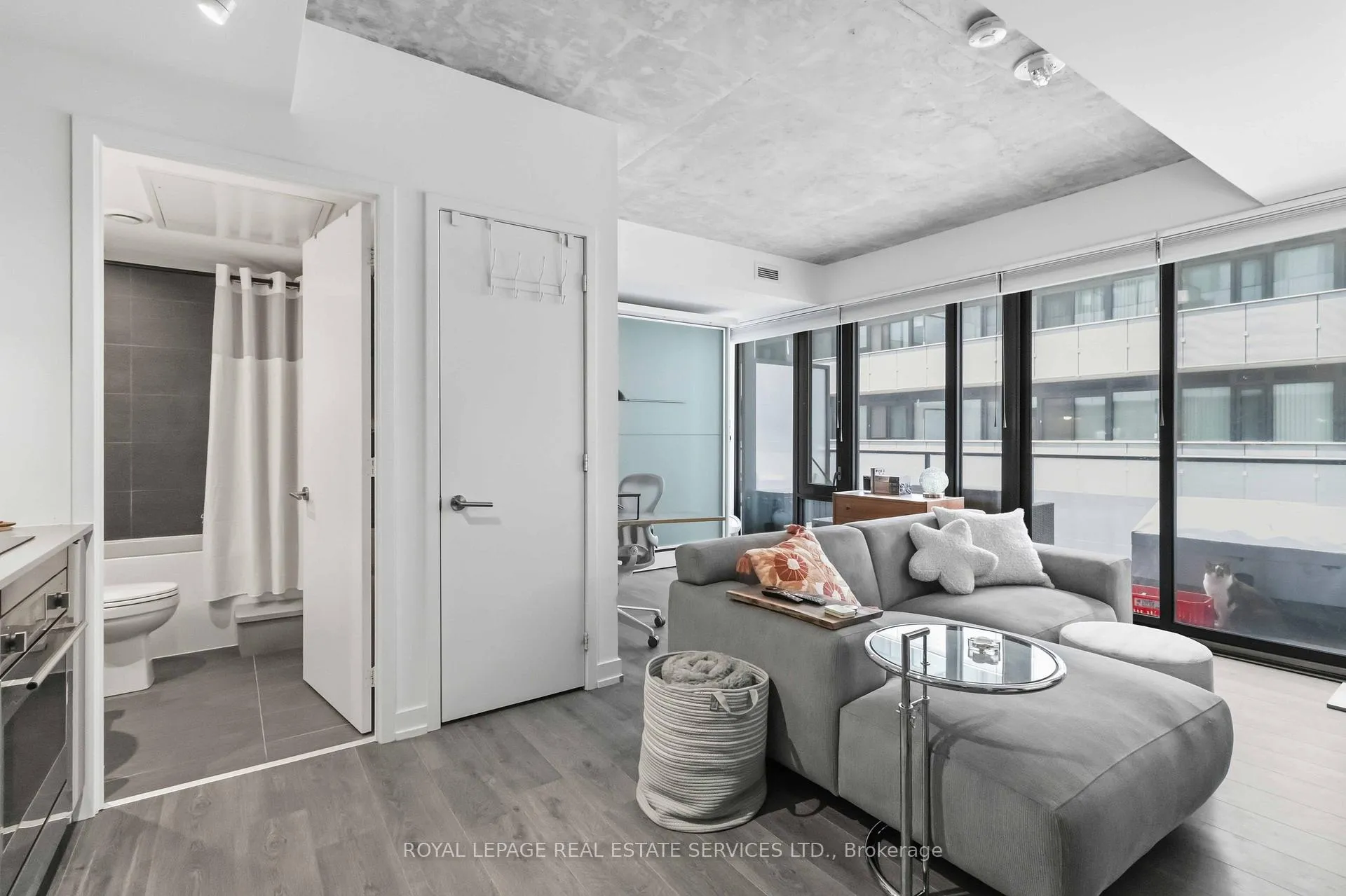 Photo 12 of Unit 534, 161 Roehampton Avenue, Toronto, Mount Pleasant West — HOMEH