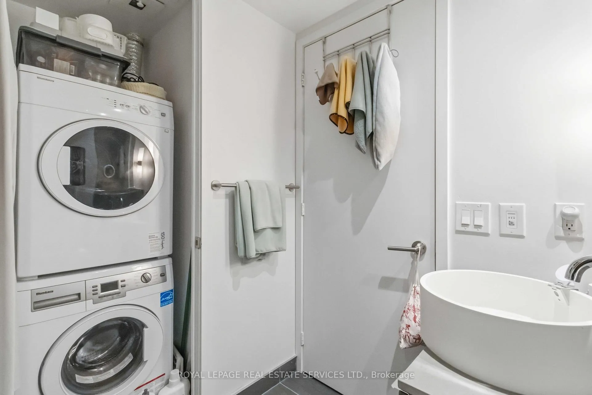 Photo 22 of Unit 534, 161 Roehampton Avenue, Toronto, Mount Pleasant West — HOMEH
