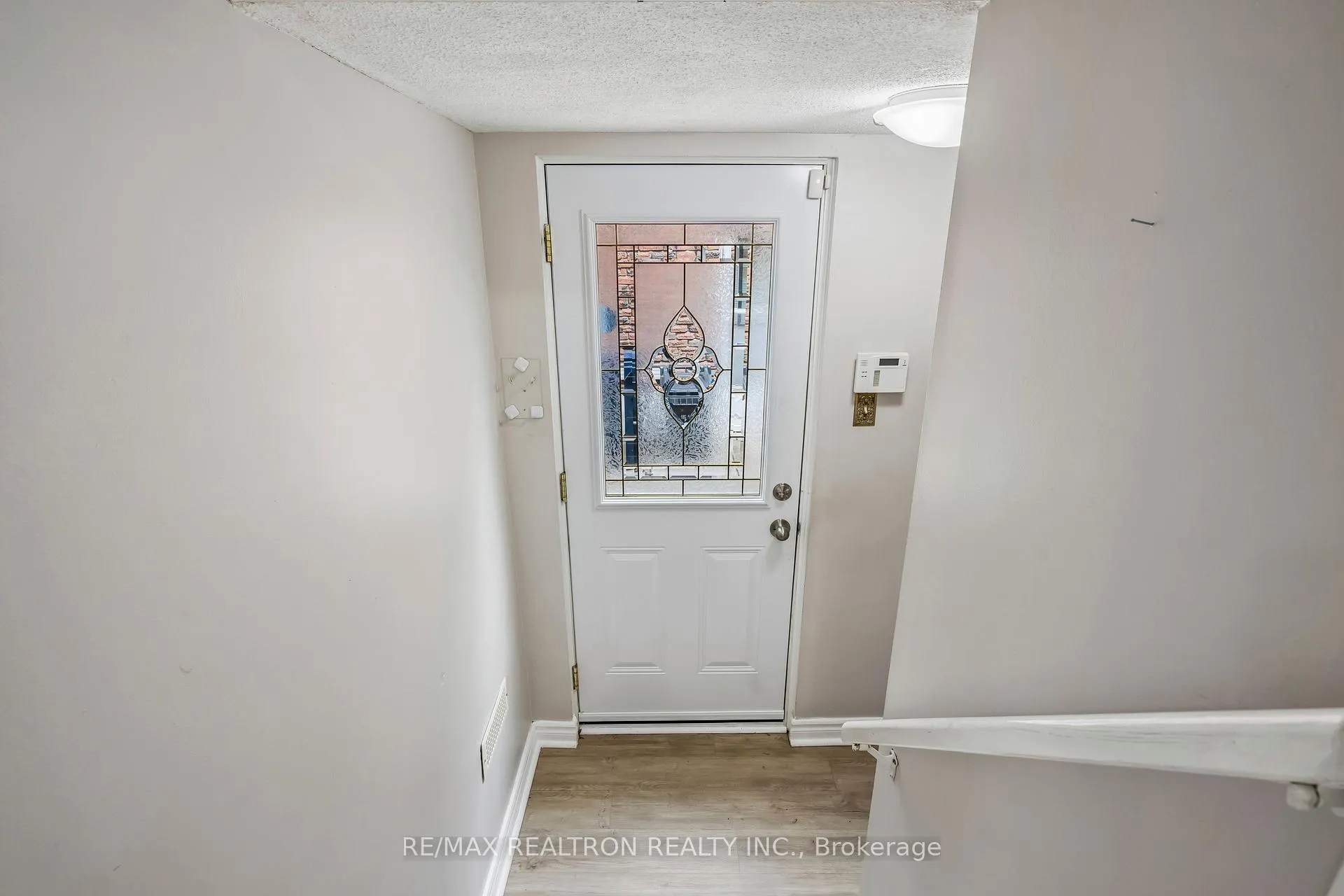 Photo 33 of 45 Fireside Drive, Scarborough, Rouge — HOMEH