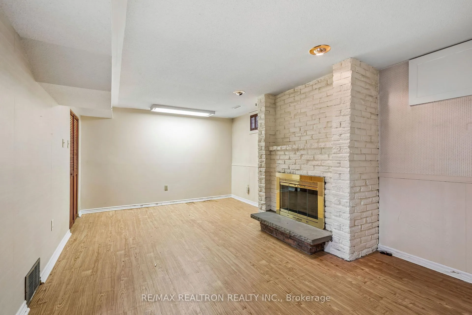Photo 35 of 45 Fireside Drive, Scarborough, Rouge — HOMEH