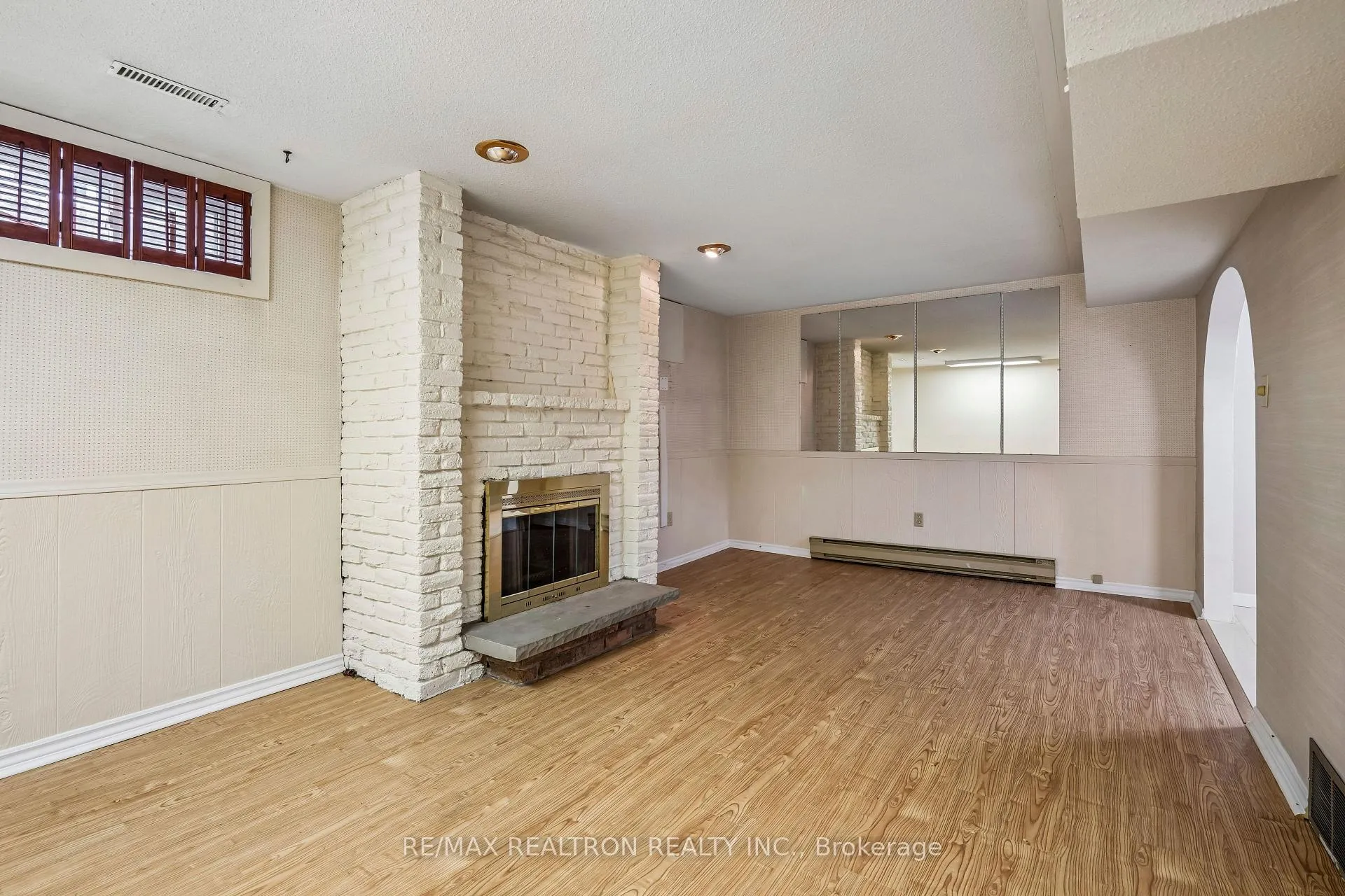 Photo 36 of 45 Fireside Drive, Scarborough, Rouge — HOMEH