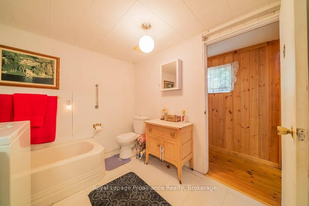 Photo 22 of 103 North Mazinaw Road, Frontenac, Frontenac North — HOMEH