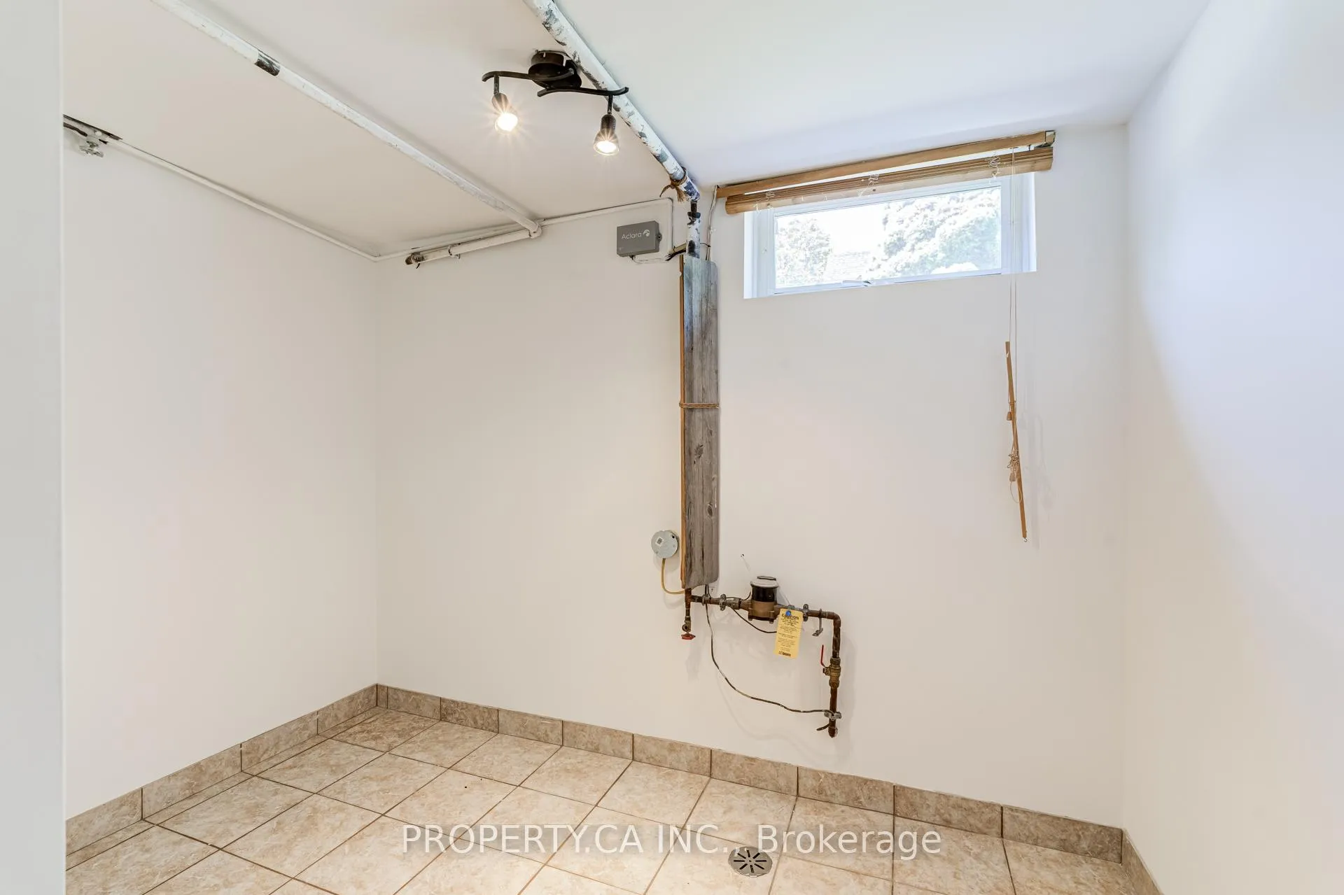 Photo 19 of Unit Basement, 115 Emerson Avenue, Toronto, Dovercourt-Wallace Emerson-Junction — HOMEH