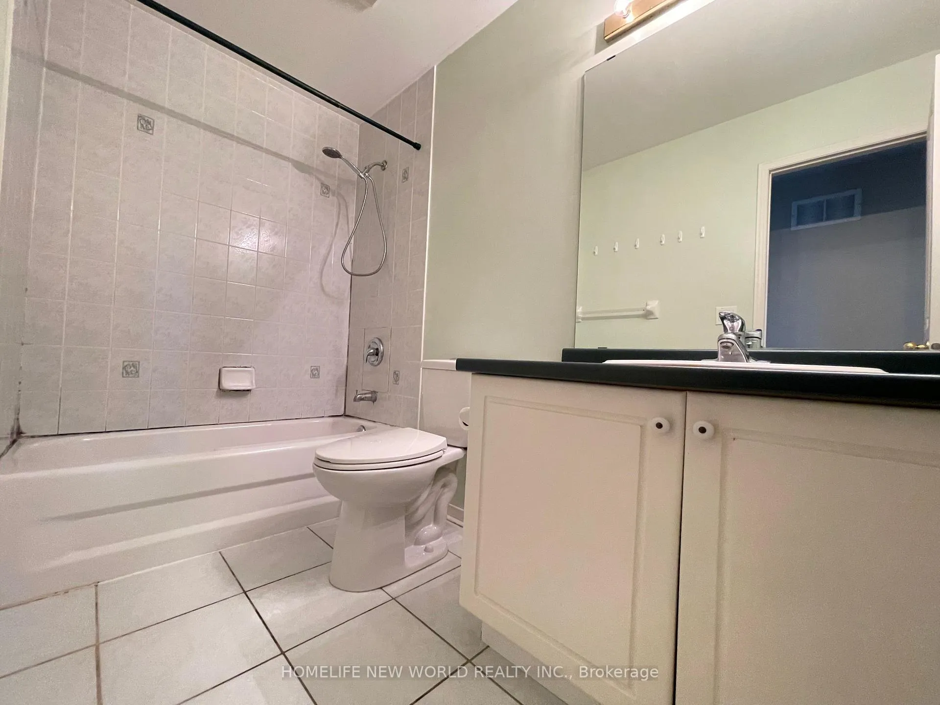 Photo 11 of 231 Madison Heights Boulevard, Markham, Berczy — HOMEH