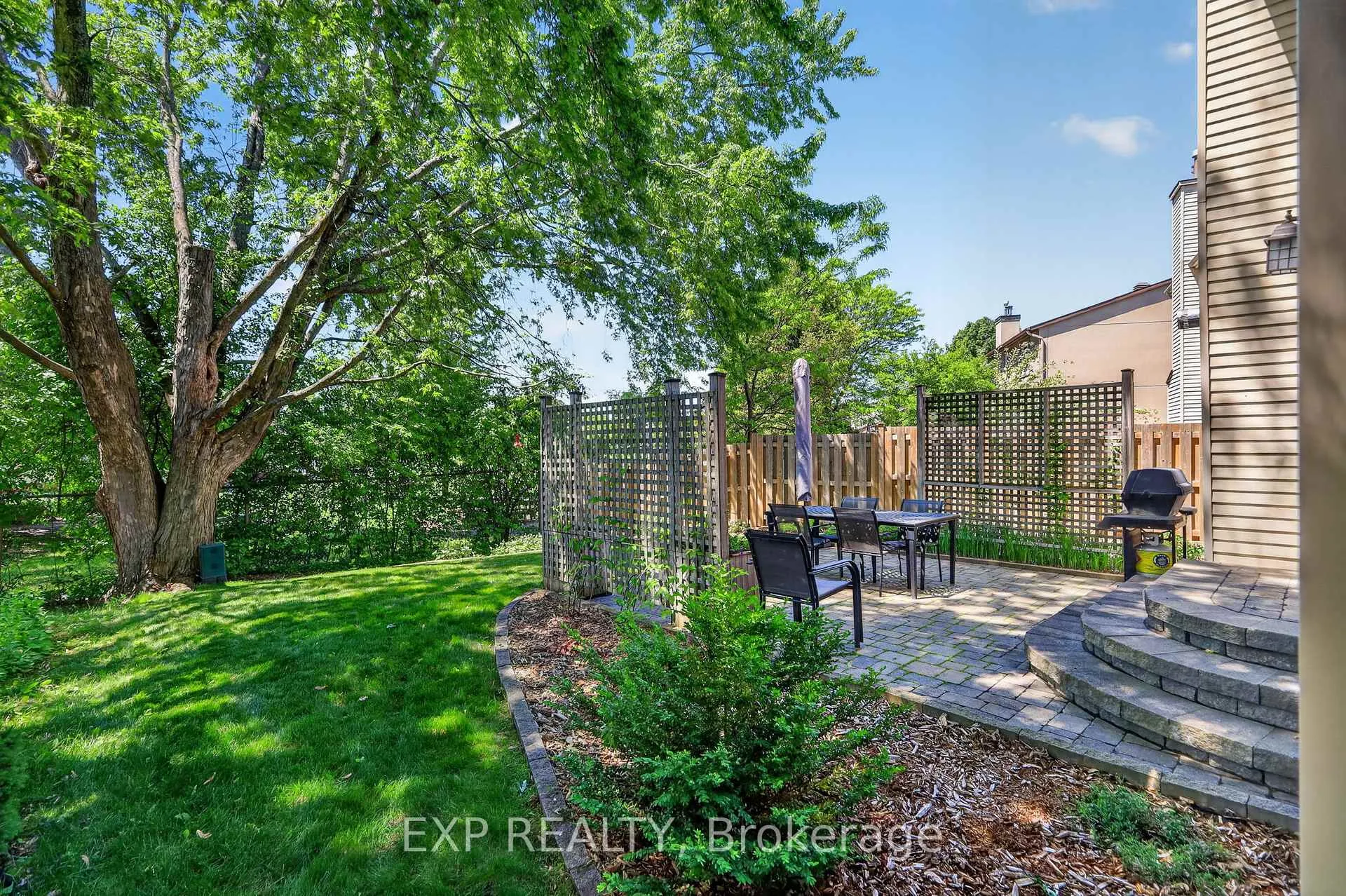 Photo 30 of 34 Four Seasons Drive, Ottawa, Borden Farm/Stewart Farm/Carleton Heights/Parkwood Hills — HOMEH
