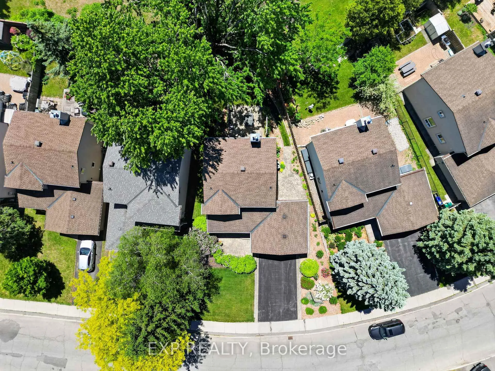 Photo 35 of 34 Four Seasons Drive, Ottawa, Borden Farm/Stewart Farm/Carleton Heights/Parkwood Hills — HOMEH