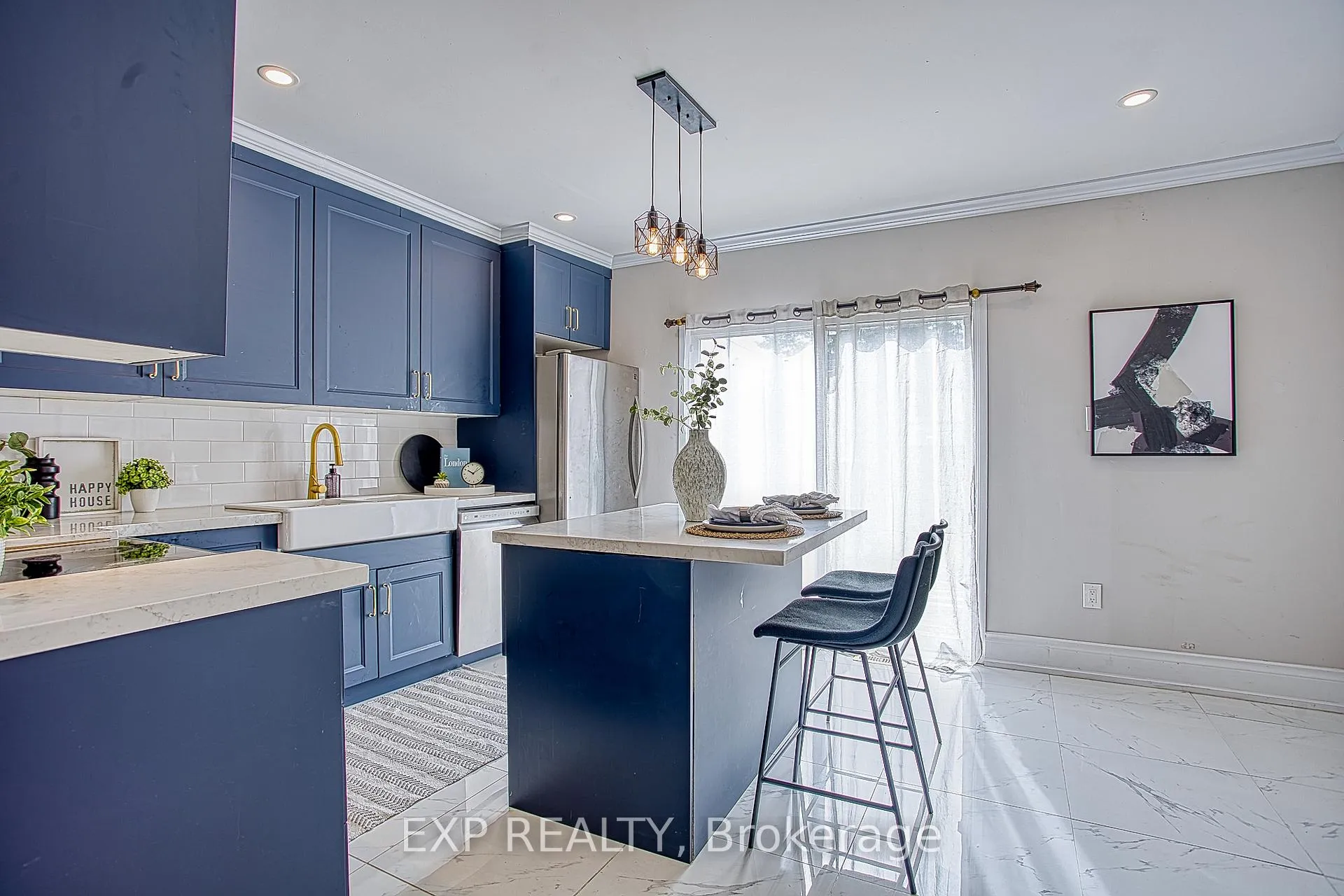 Photo 9 of 126 Belmont Avenue, Hamilton, Crown Point — HOMEH