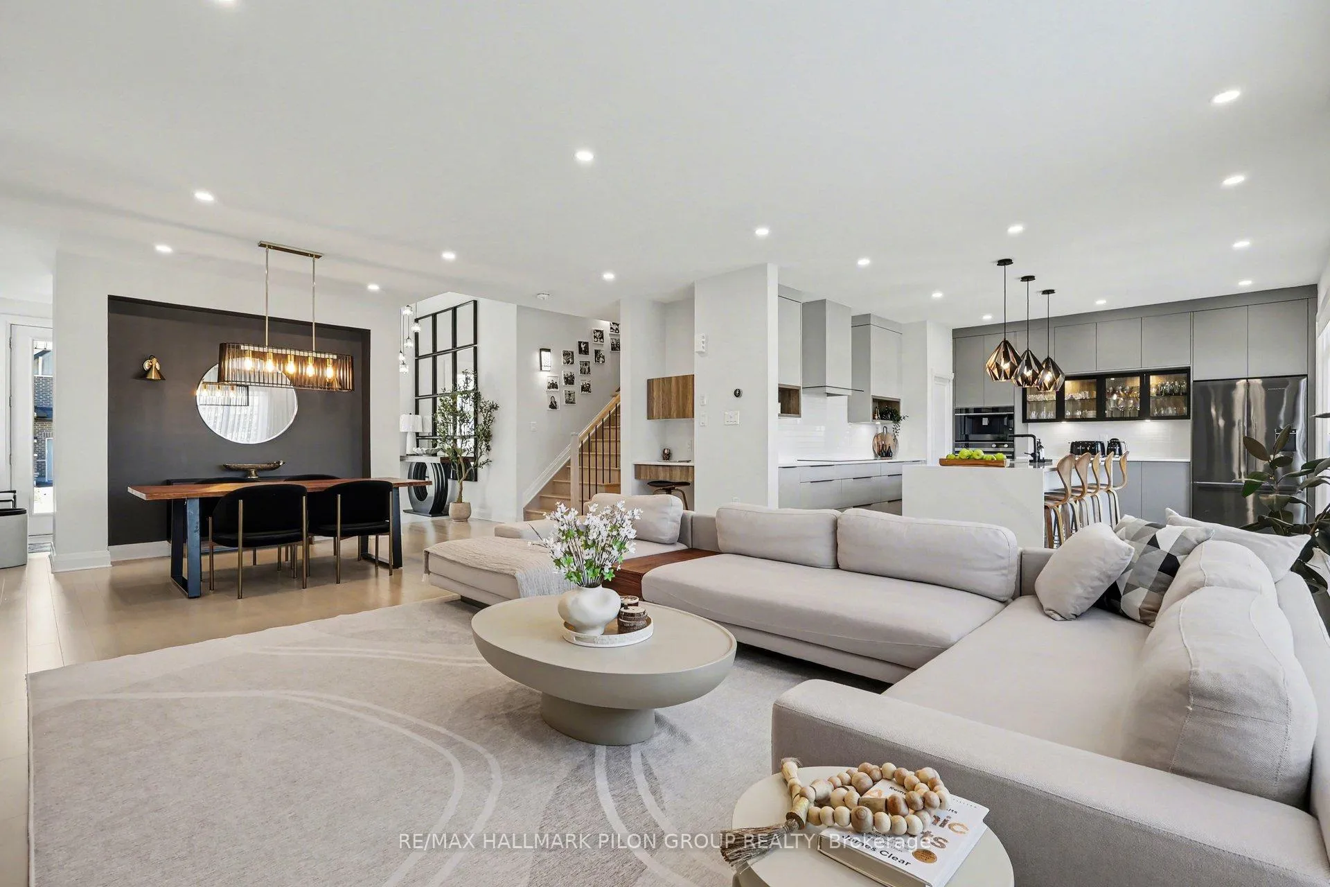 Photo 5 of 320 Cornice Street, Ottawa, Mer Bleue/Bradley Estates/Anderson Park — HOMEH