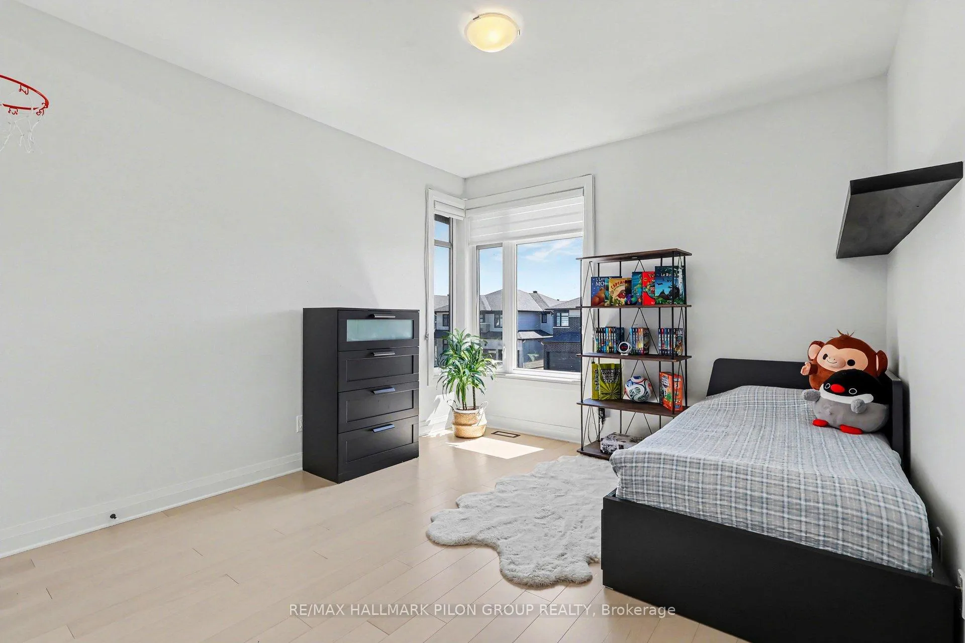 Photo 24 of 320 Cornice Street, Ottawa, Mer Bleue/Bradley Estates/Anderson Park — HOMEH