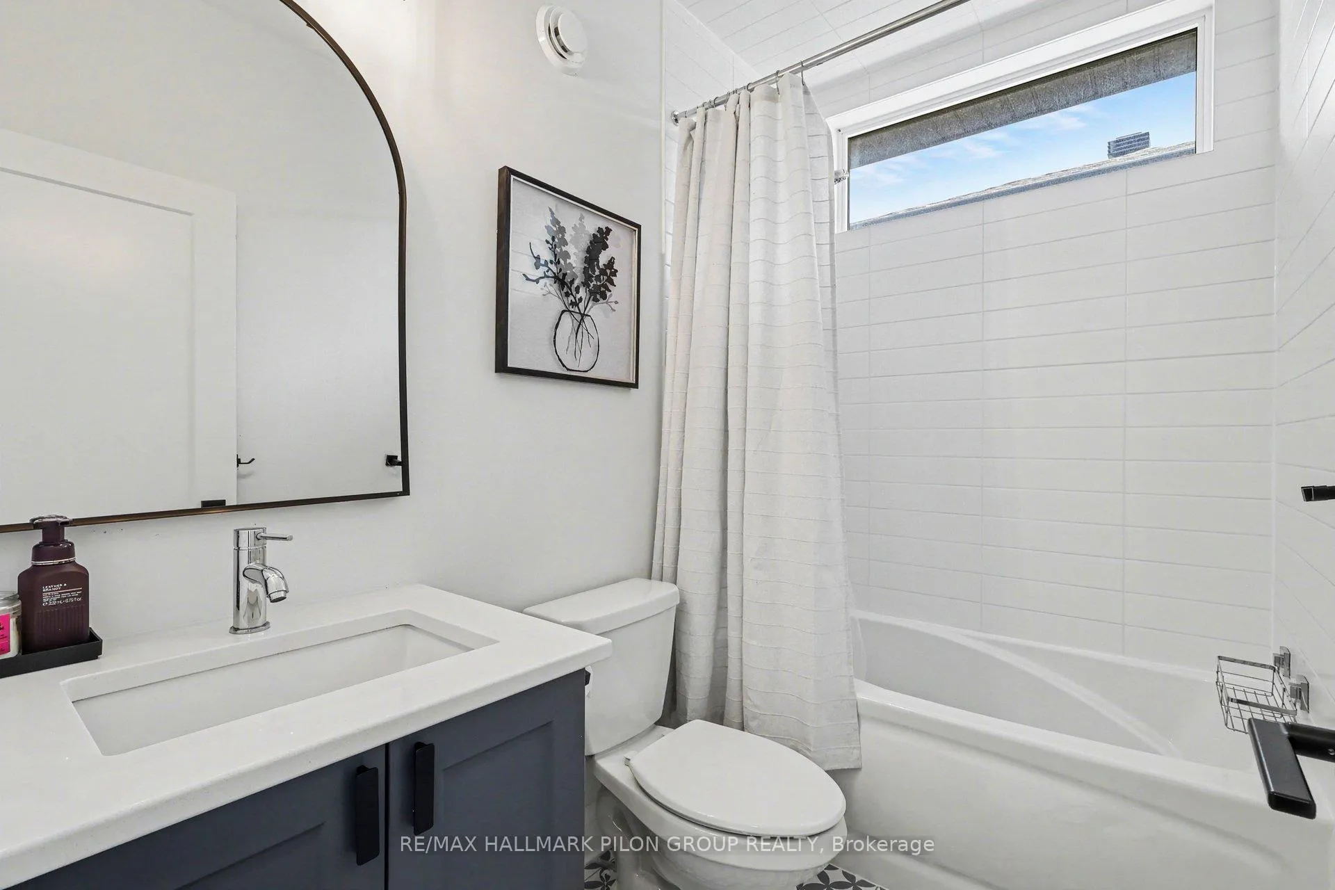 Photo 25 of 320 Cornice Street, Ottawa, Mer Bleue/Bradley Estates/Anderson Park — HOMEH