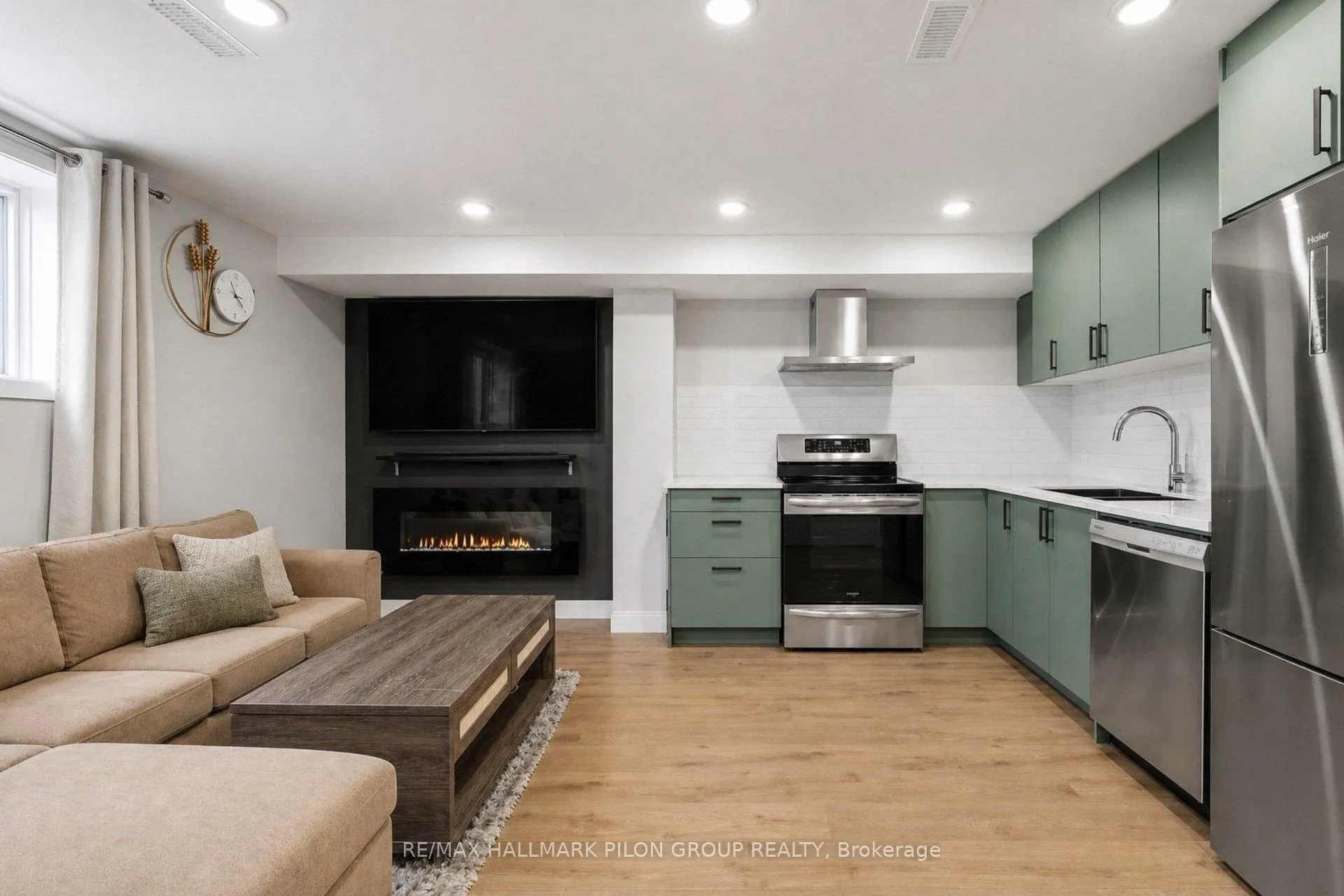 Photo 27 of 320 Cornice Street, Ottawa, Mer Bleue/Bradley Estates/Anderson Park — HOMEH