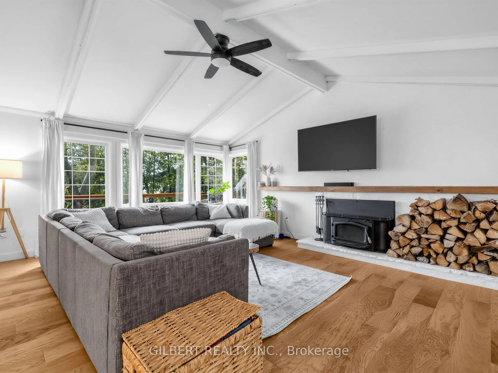 Photo 9 of 313 winnifred Drive, Georgina, Keswick South — HOMEH